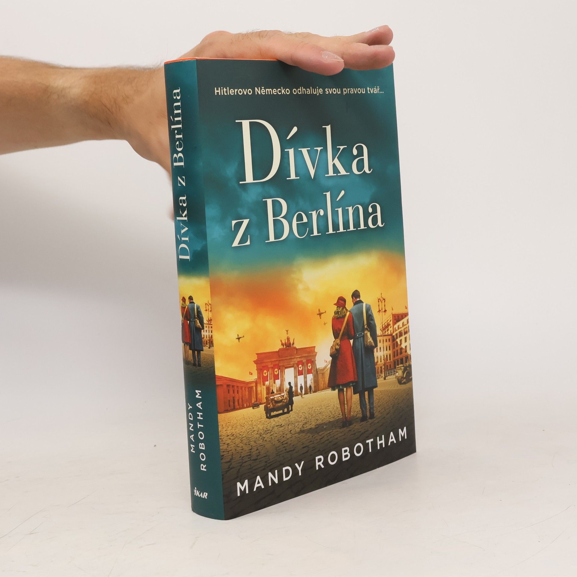 Mandy Robotham Dívka z Berlína
