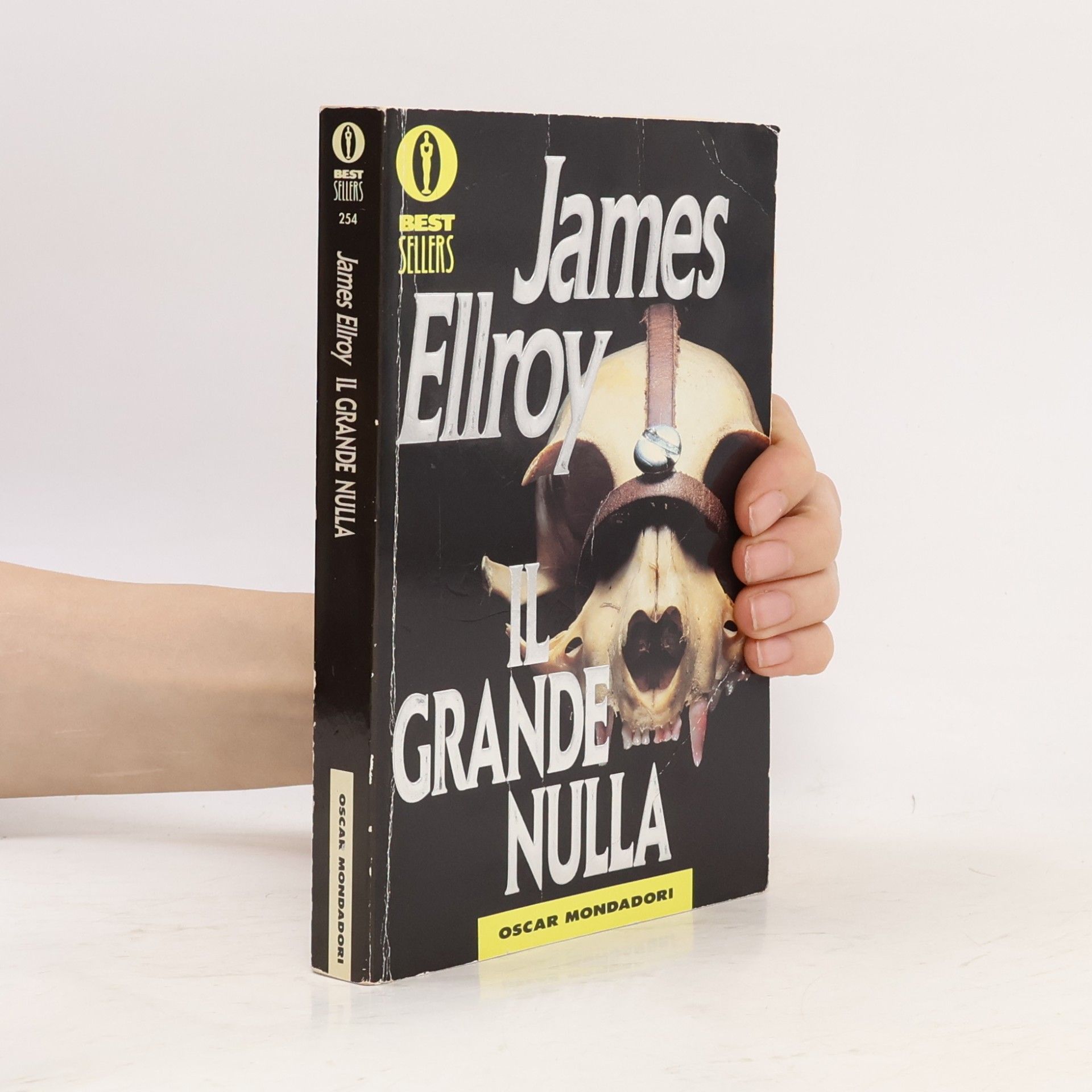 Carlo Oliva Oscar bestsellers - 254: Il grande nulla