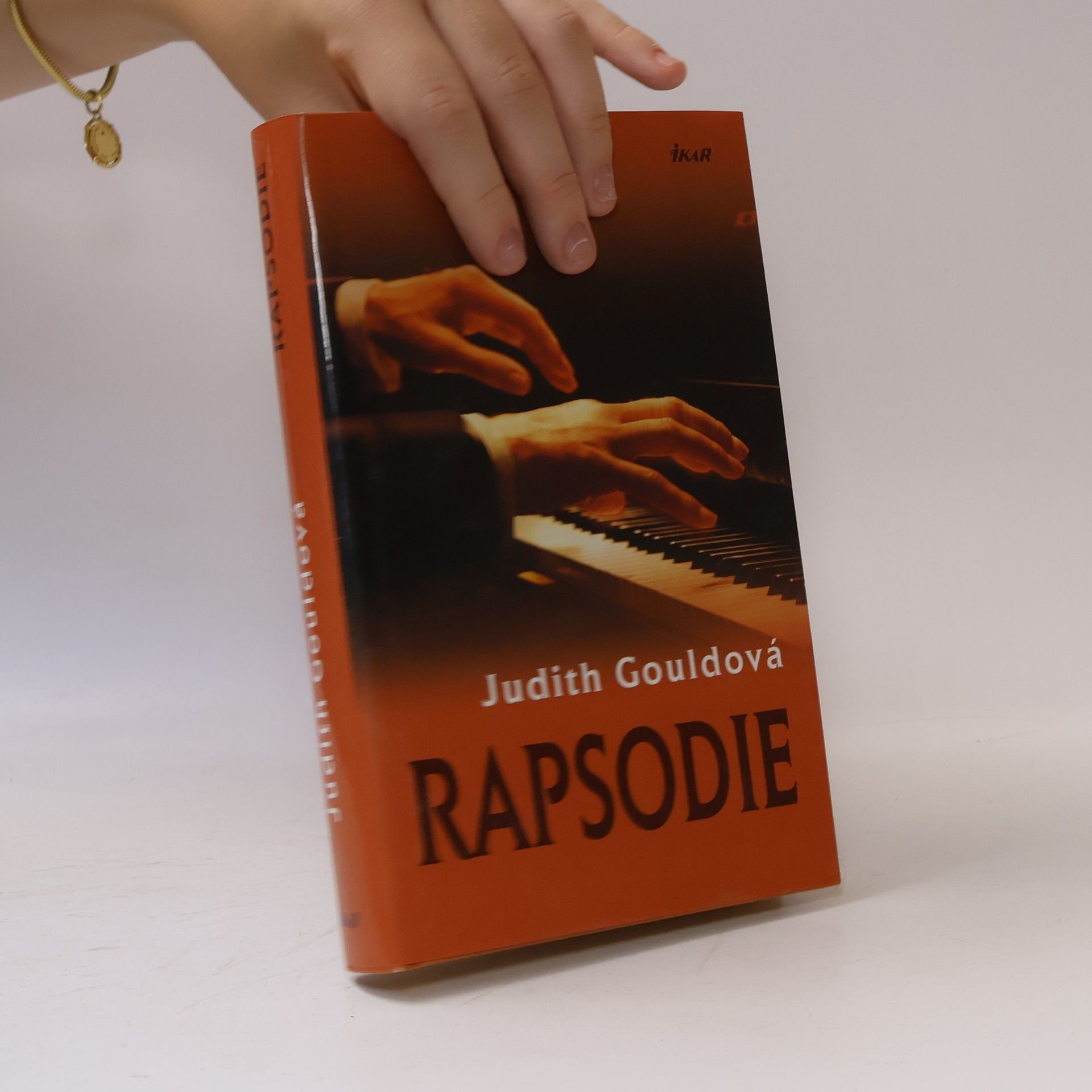 Judith Gould Rapsodie