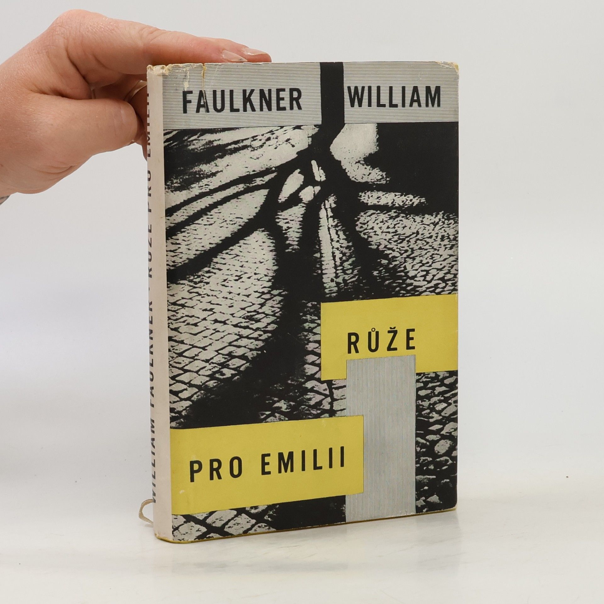 William Faulkner Růže pro Emilii