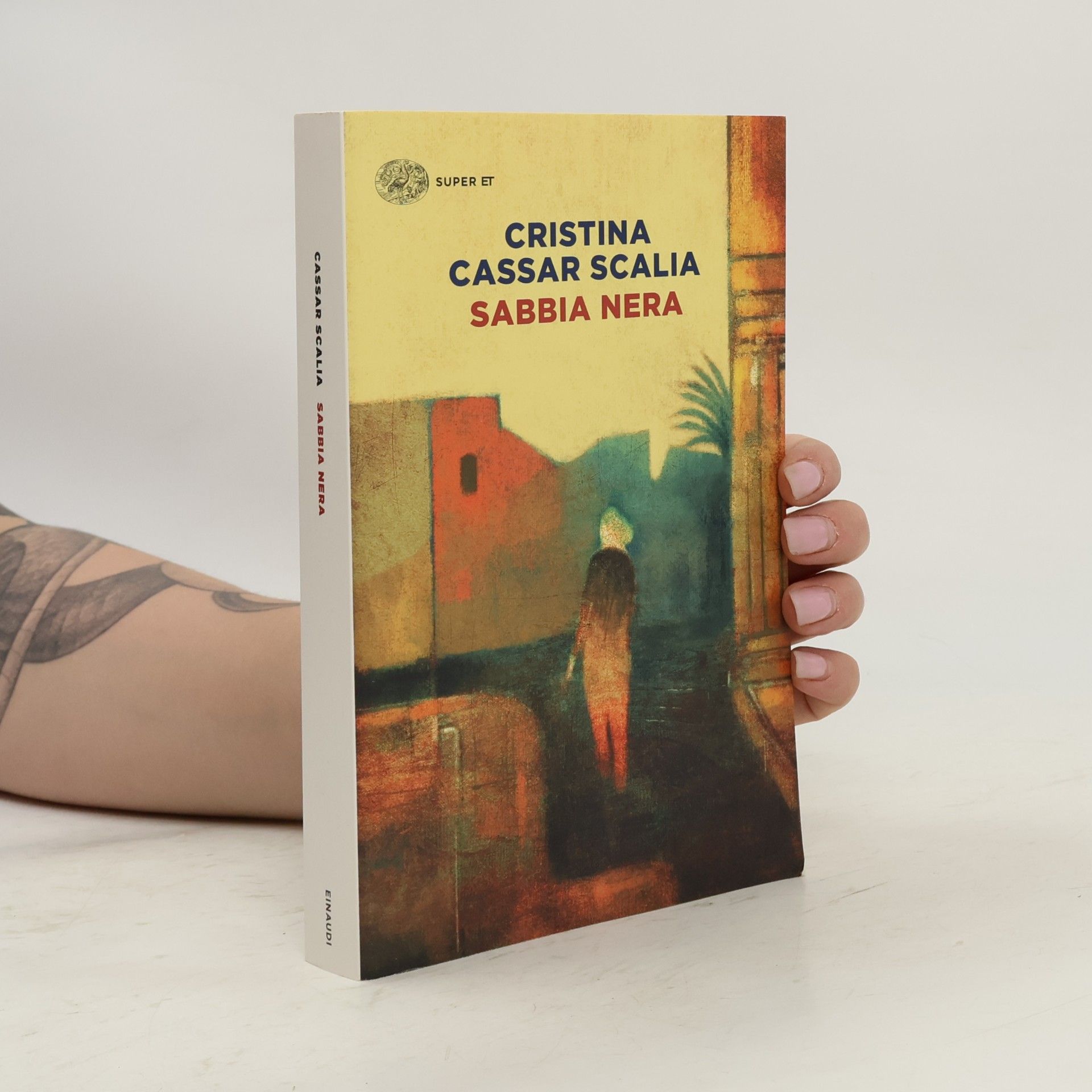 Cristina Cassar Scalia Sabbia nera