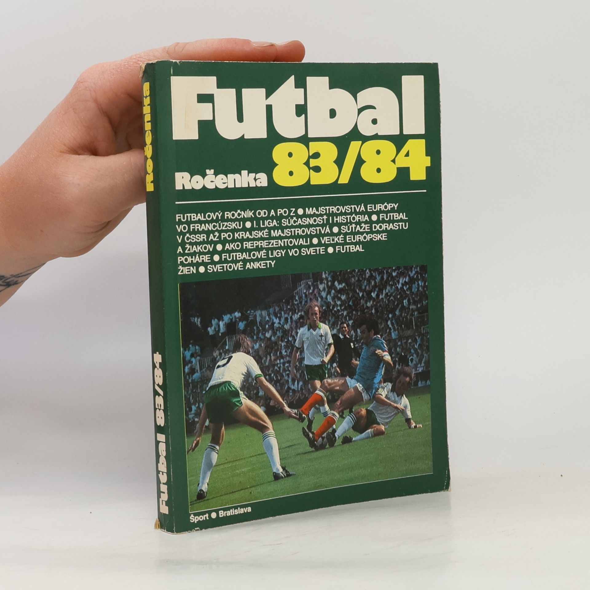 Collectif d'auteurs Futbal: Ročenka 83/84