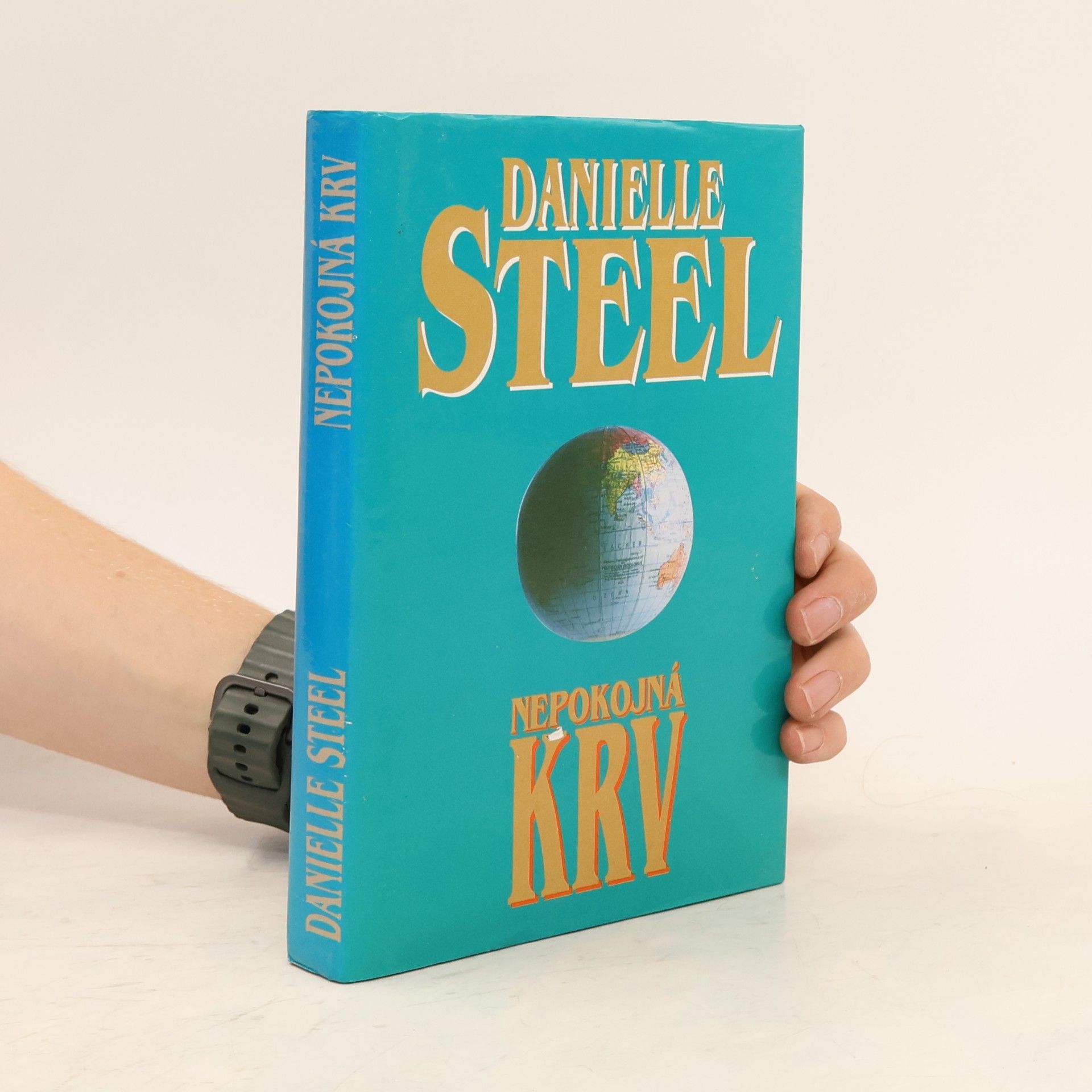 Danielle Steel Nepokojná krv