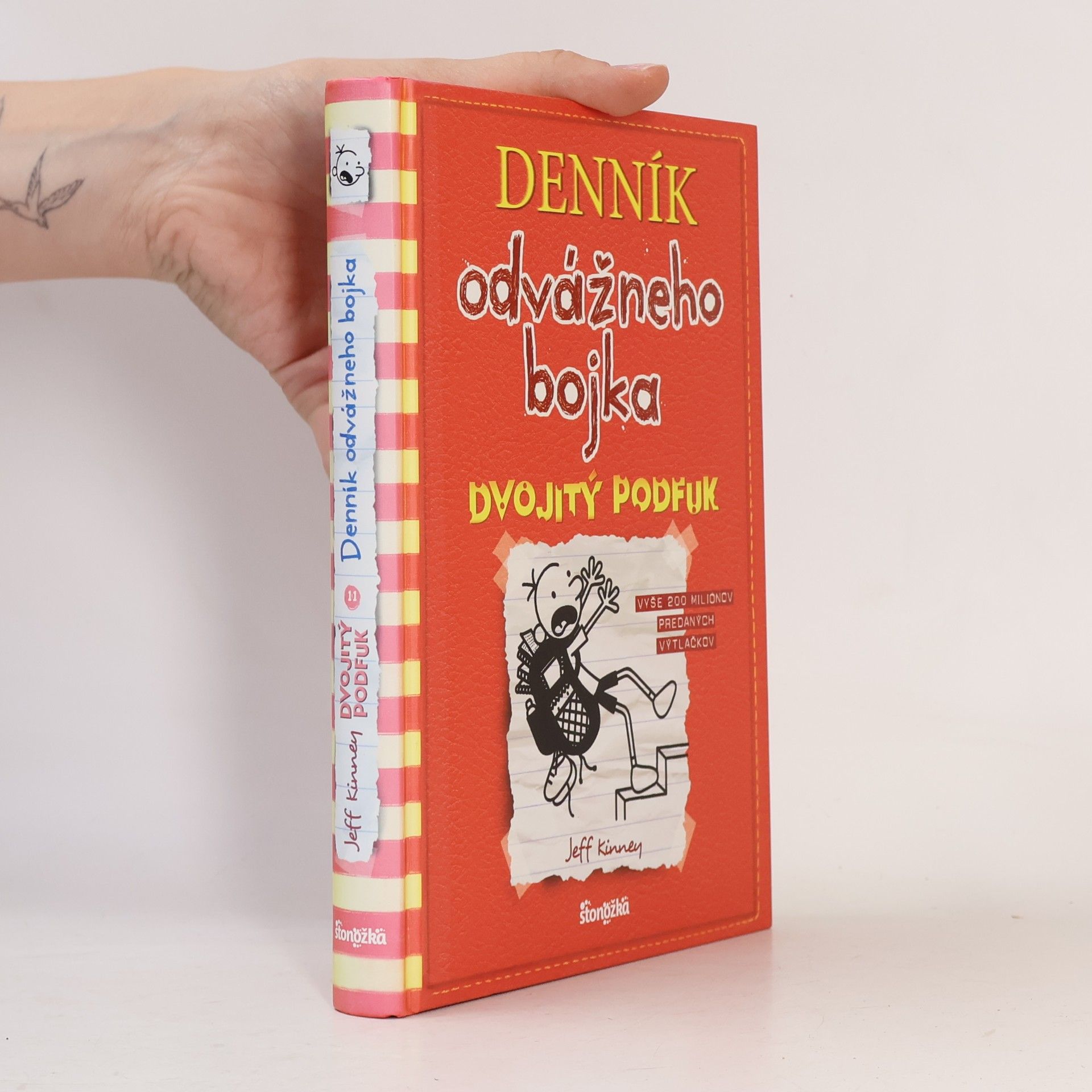 Jeff Kinney Denník odvážneho bojka; dvojitý podfuk