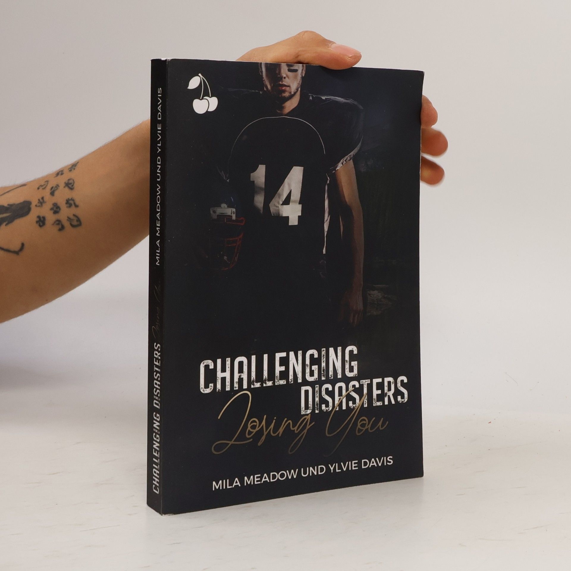 Various authors Challenging Disasters - Losing You