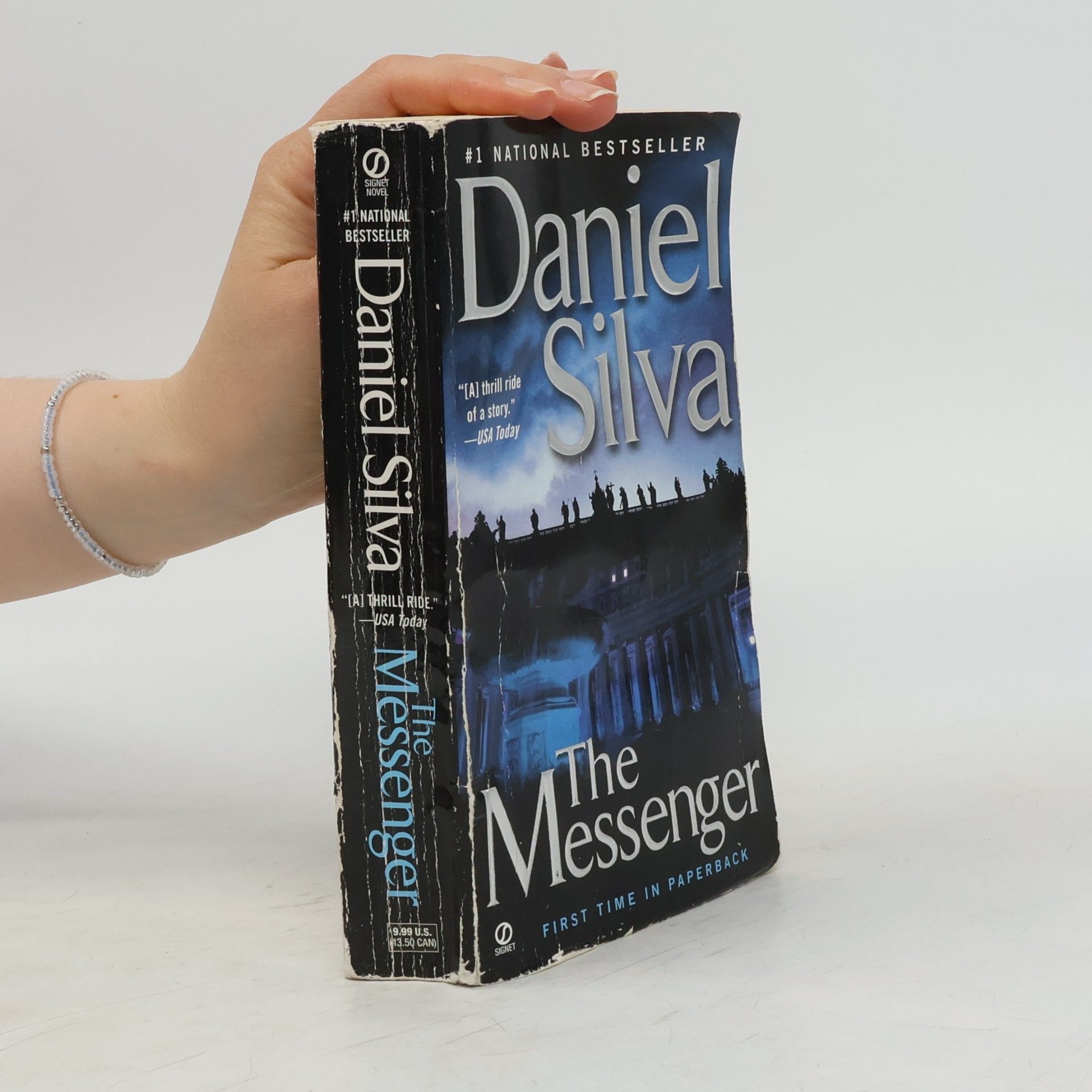Daniel Silva The Messenger