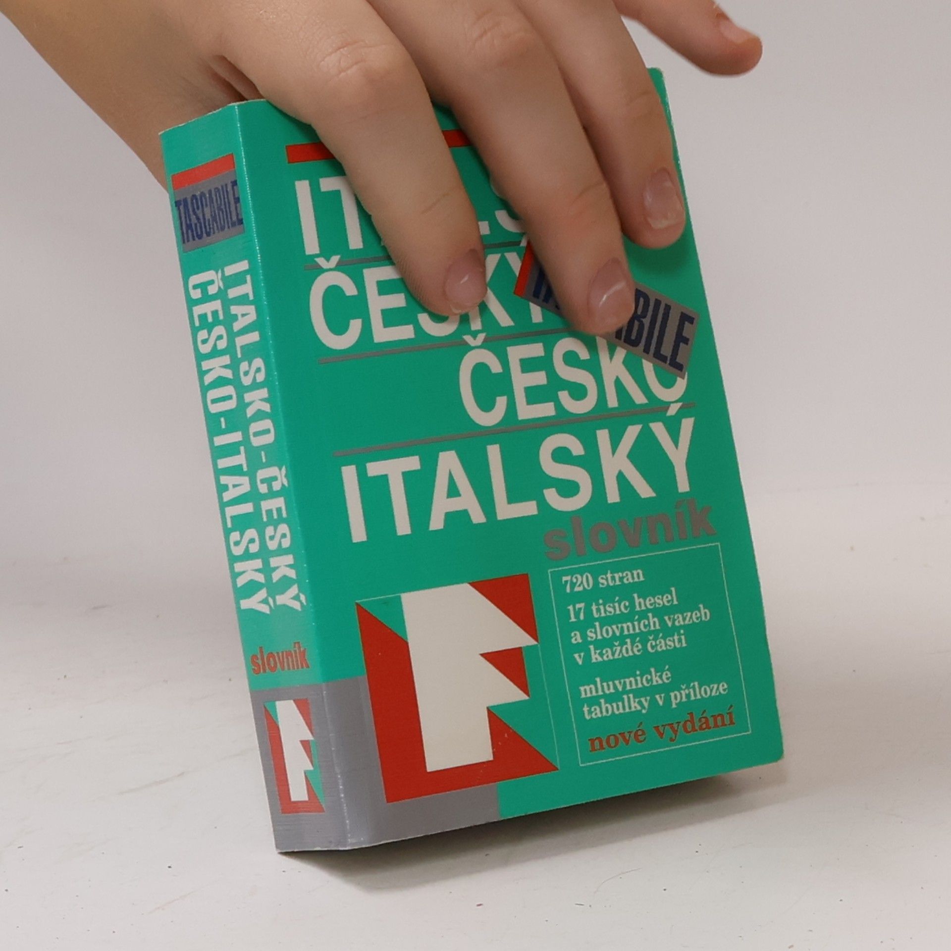 Collectif d'auteurs Italsko-český, česko-italský kapesní slovník