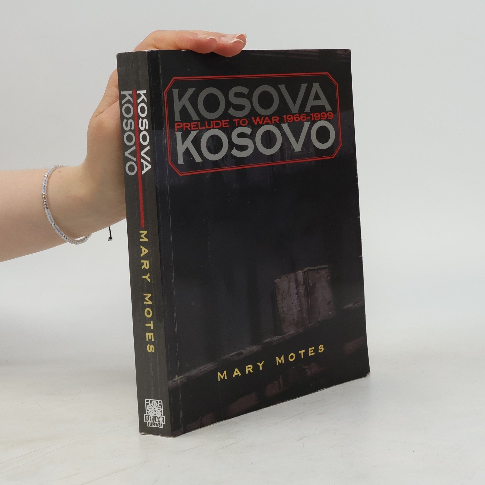 Mary Motes Kosova-Kosovo