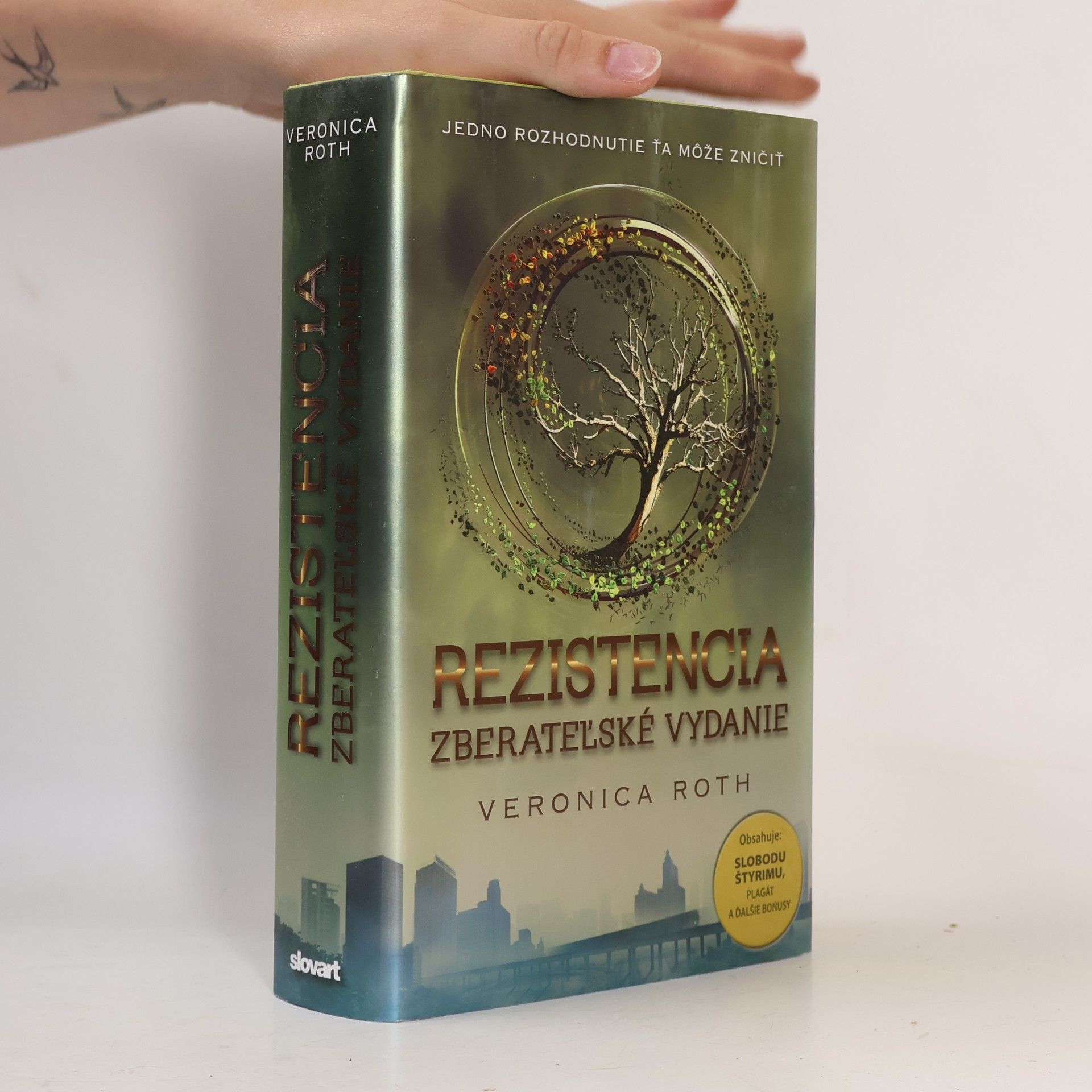 Veronica Roth Rezistencia