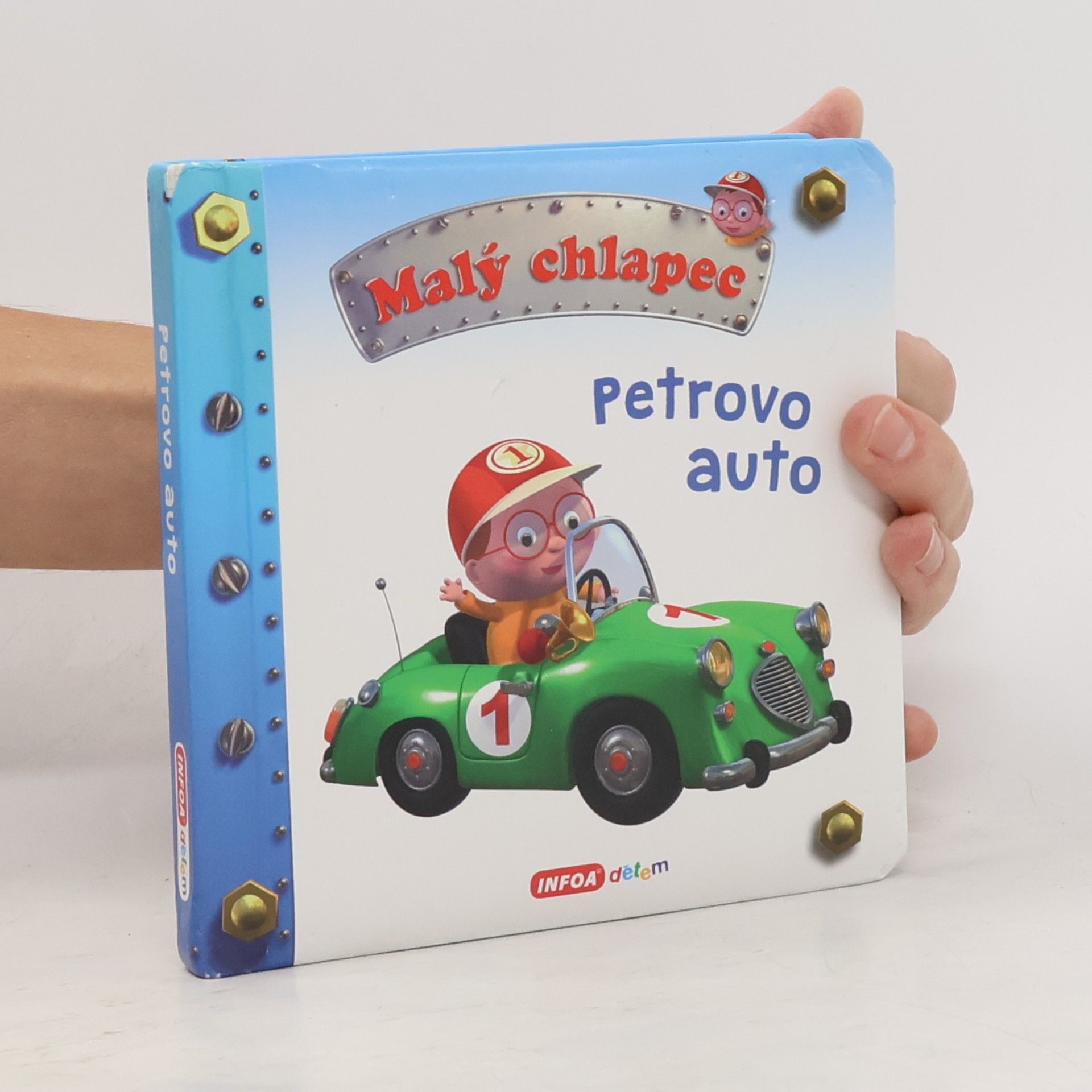 Emilie Beaumont Malý chlapec - Petrovo auto