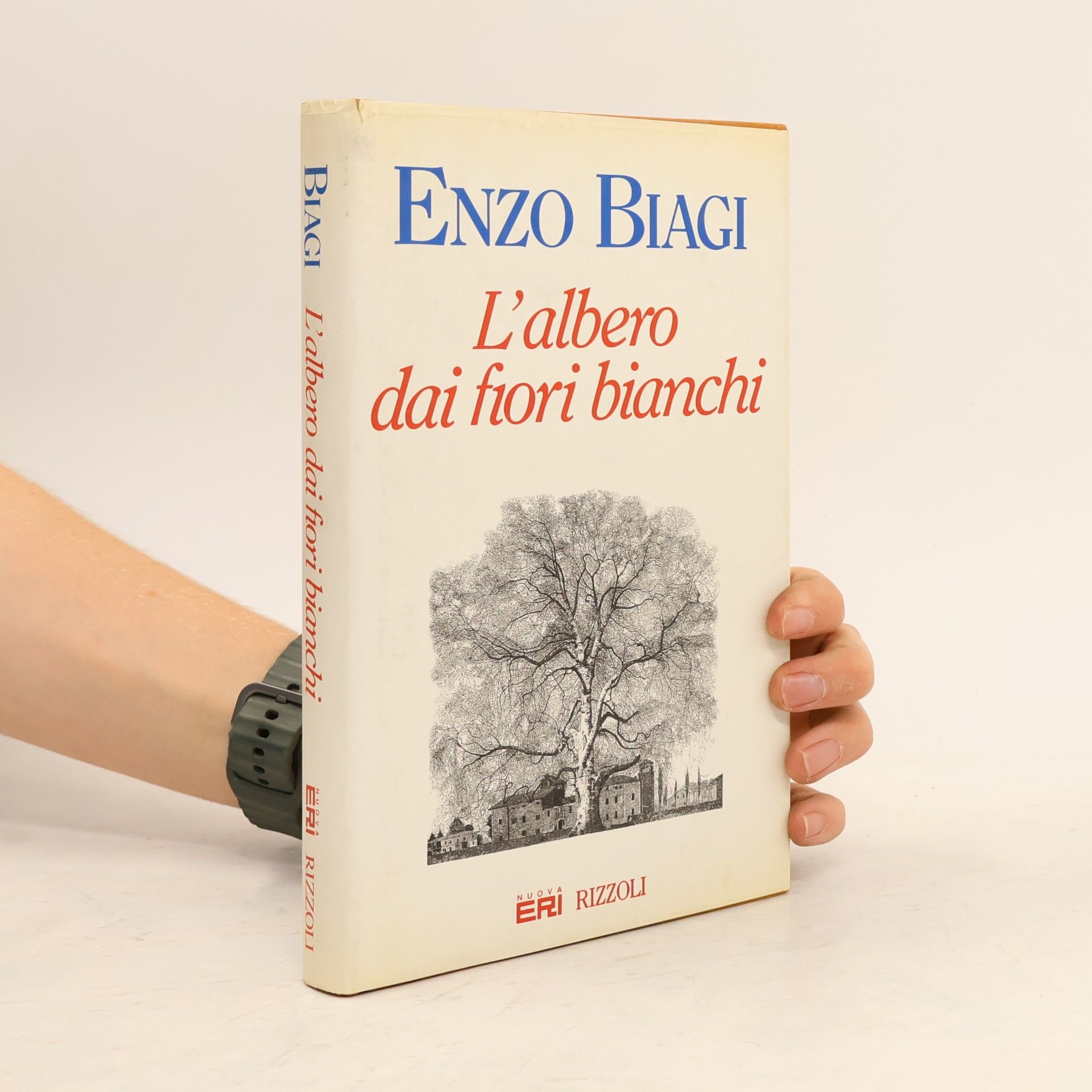 Enzo Biagi L'albero dai fiori bianchi