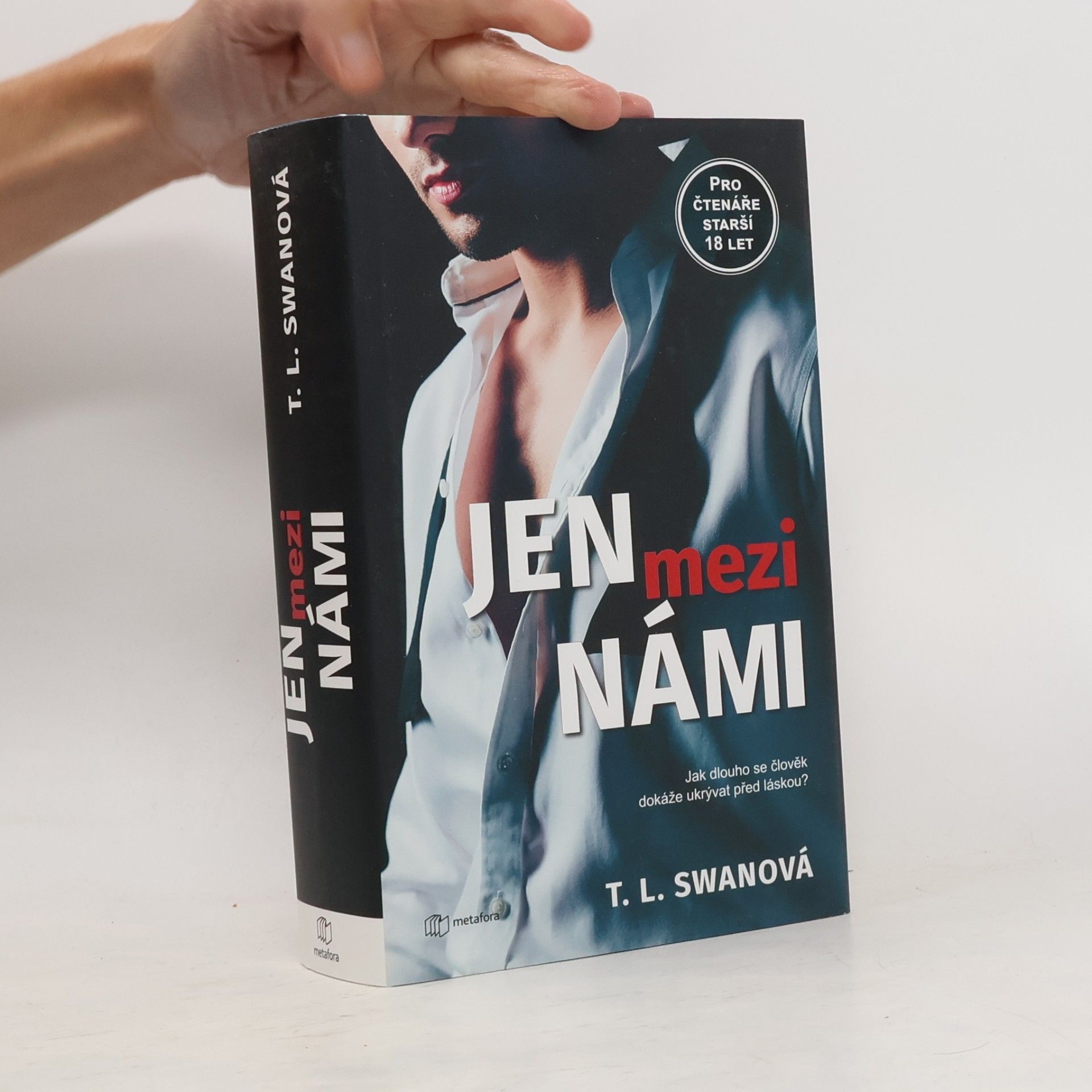 T. L. Swan Jen mezi námi