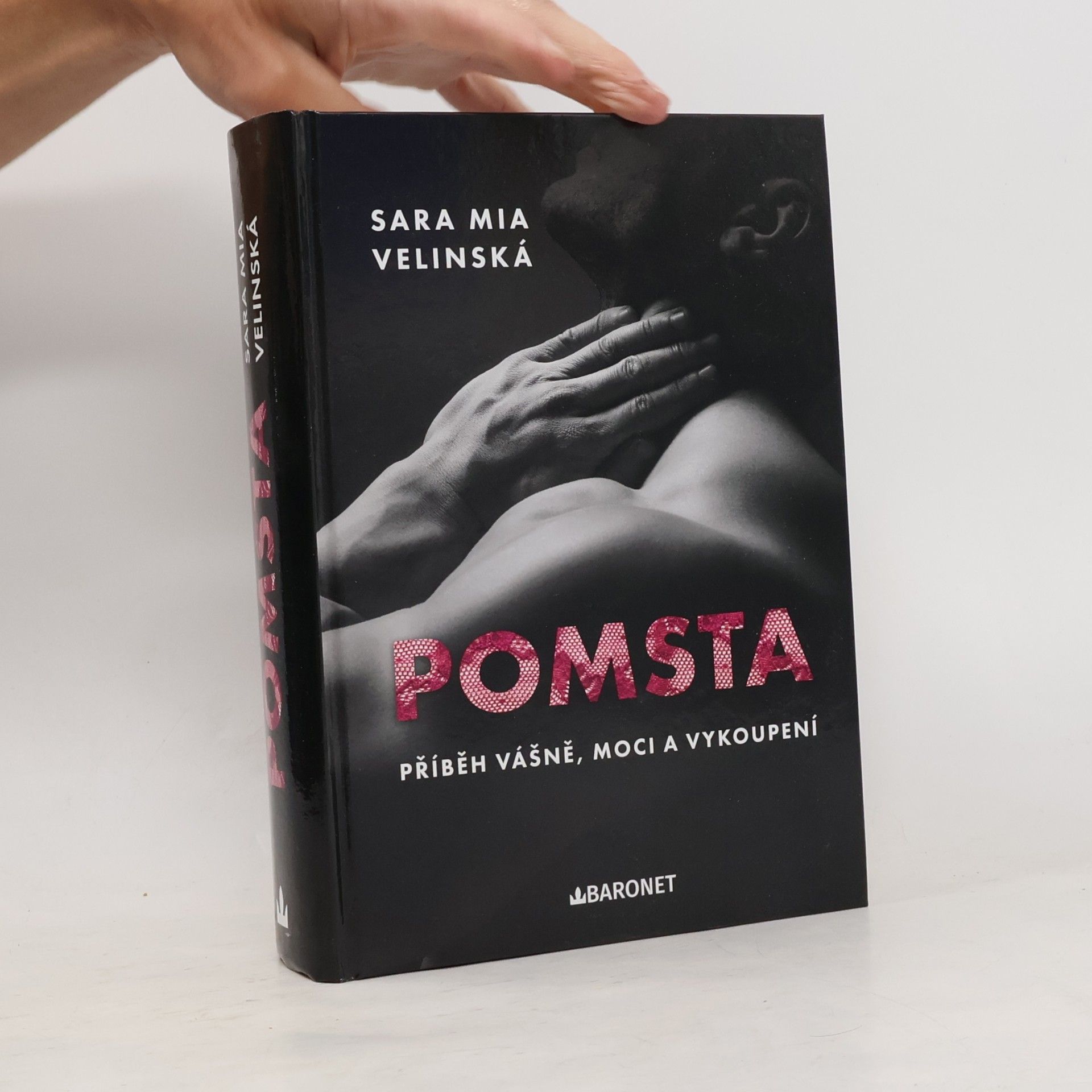 Sara Mia Velinská Pomsta