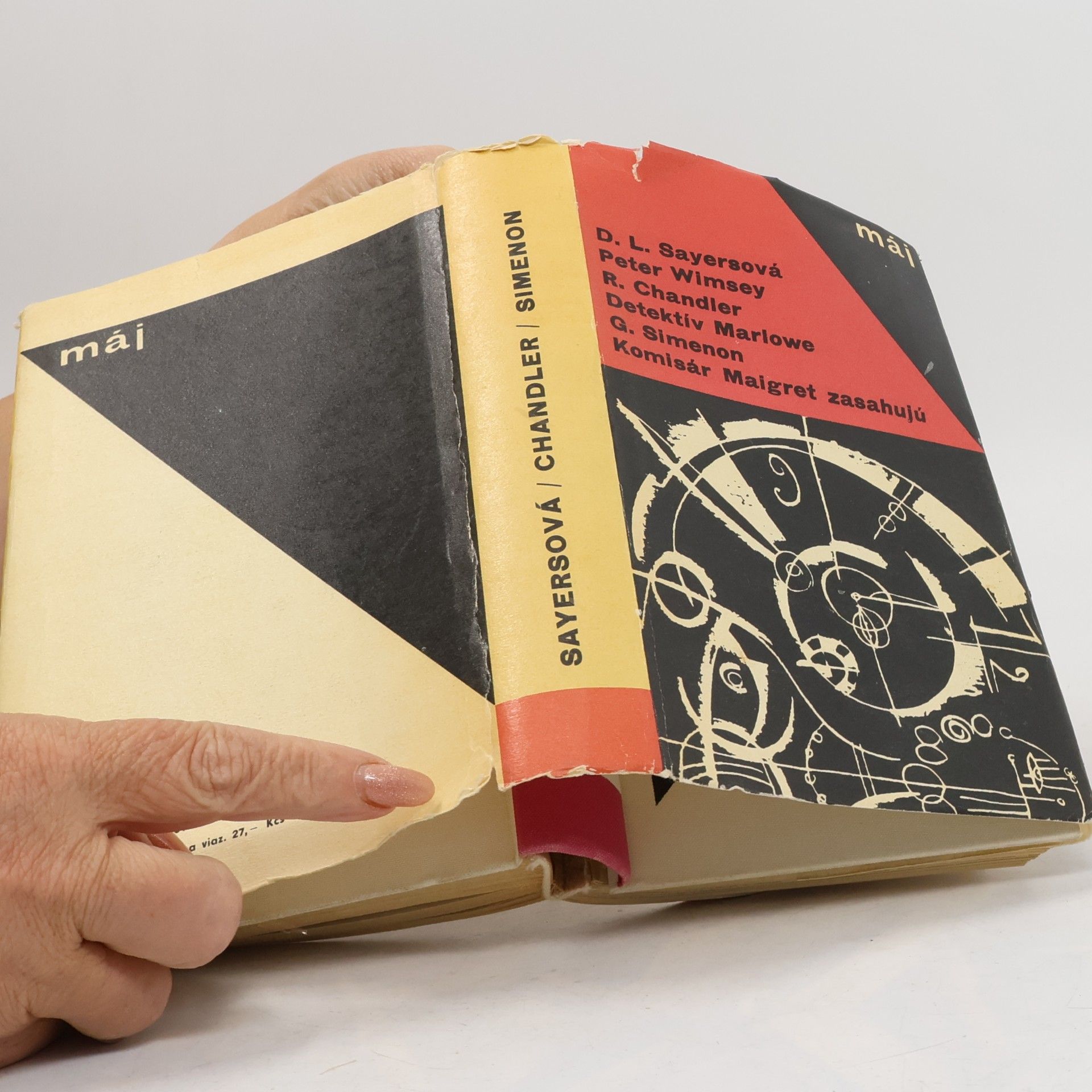 Raymond Chandler Lord Peter Wimsey. Detektív Marlowe. Komisár Maigret zasahujú