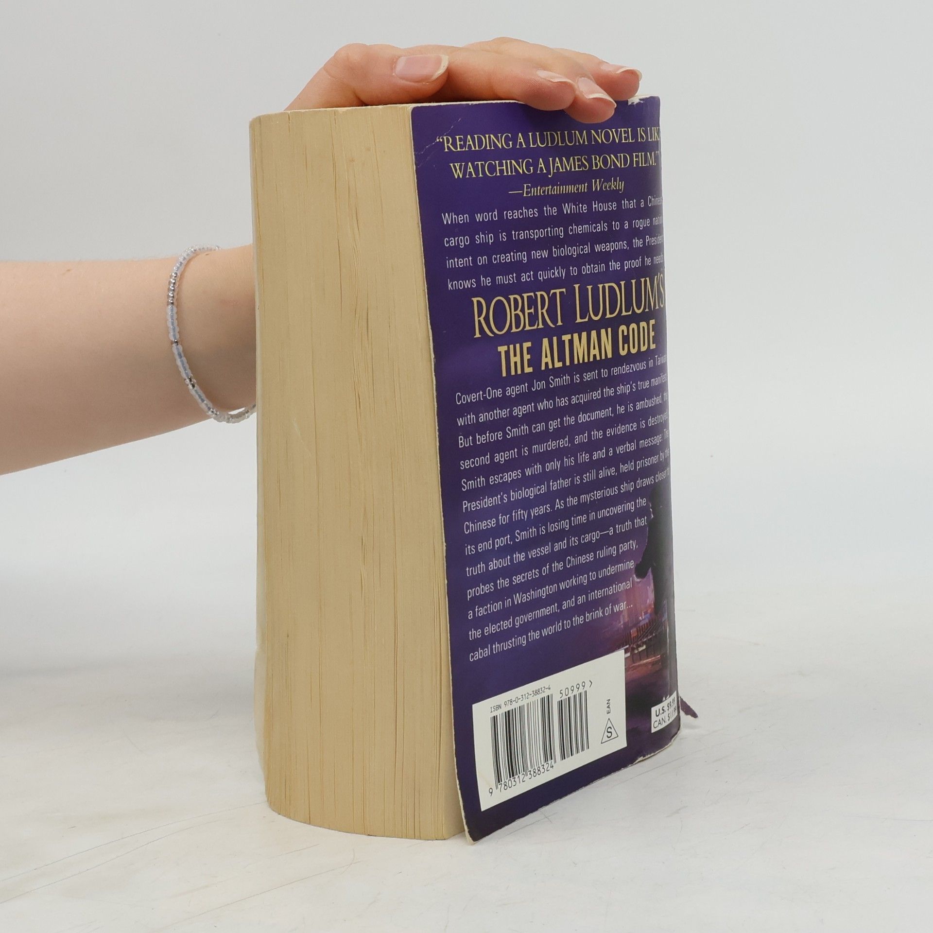 Gayle Lynds Robert Ludlum's The Altman Code