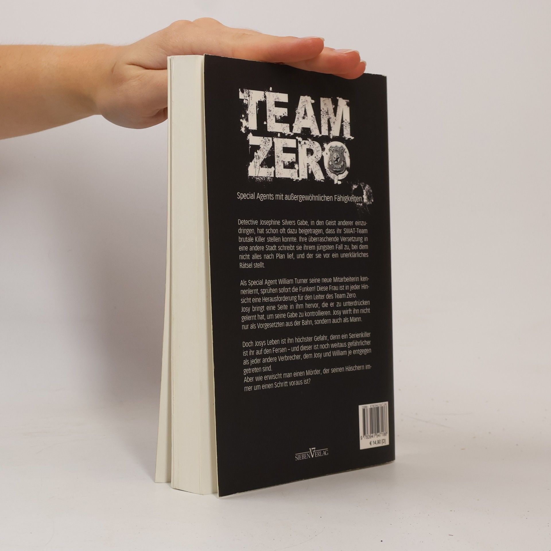 Eva Isabella Leitold Team Zero - 1: Heißkaltes Spiel