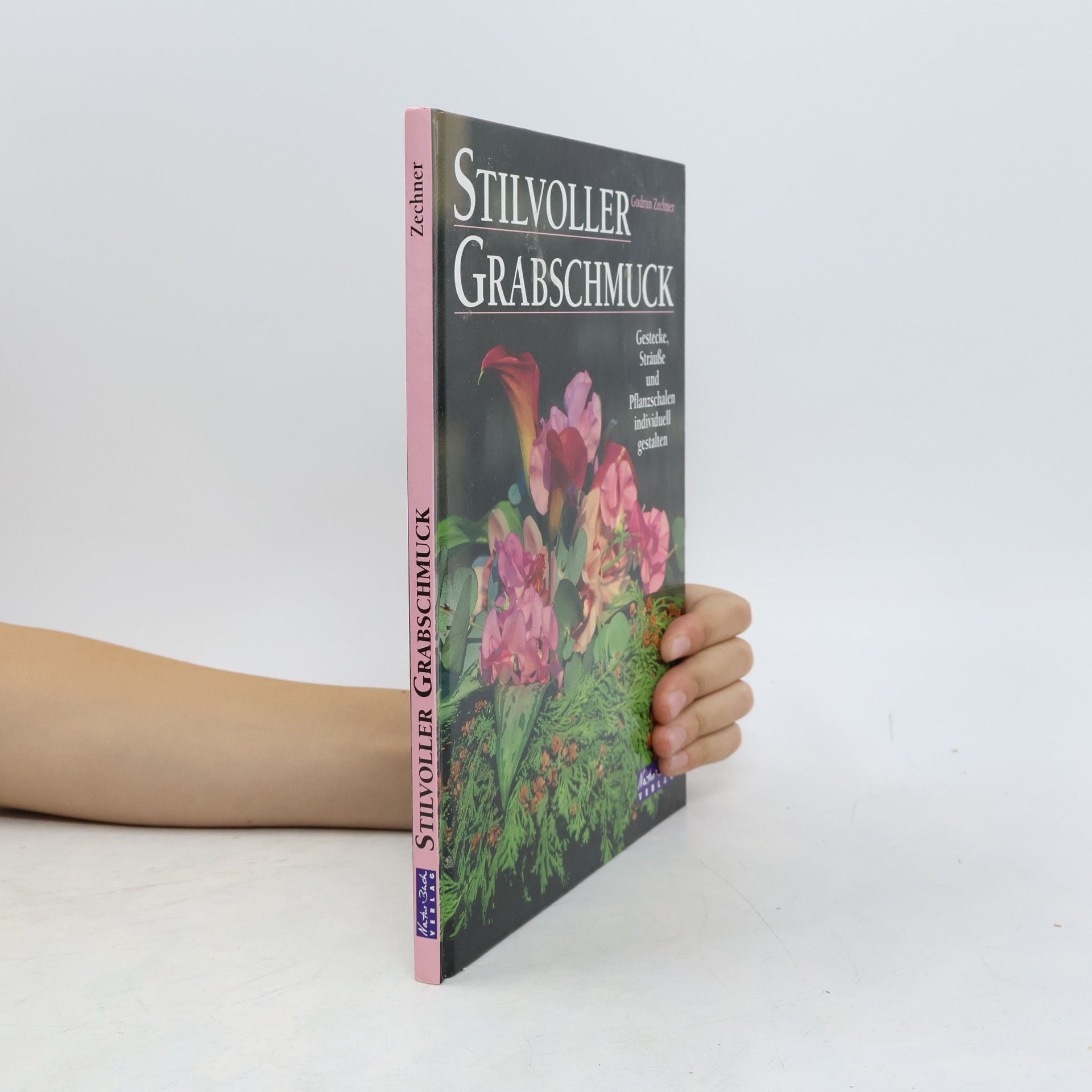 Stilvoller Grabschmuck