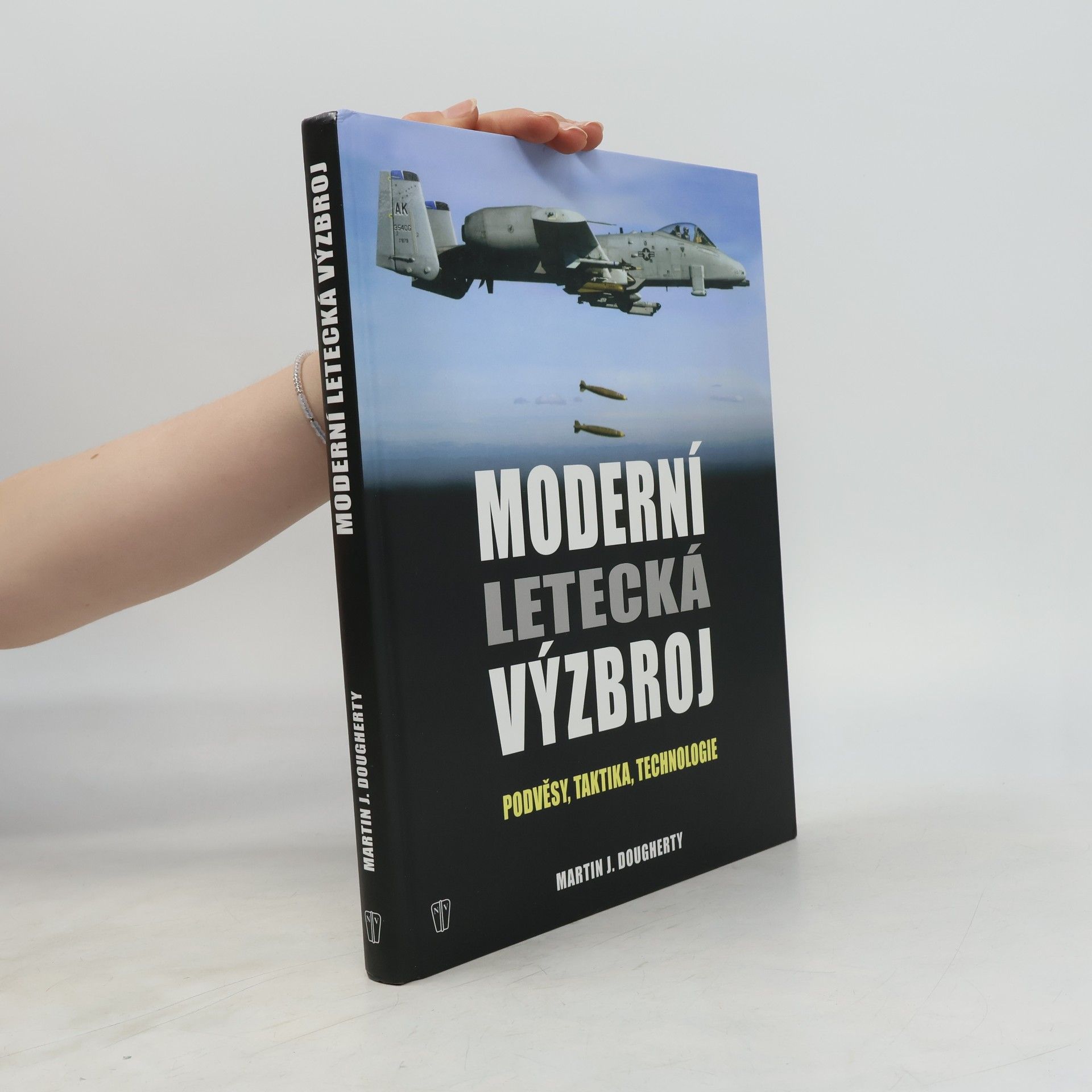 Martin J. Dougherty Moderní letecká výzbroj