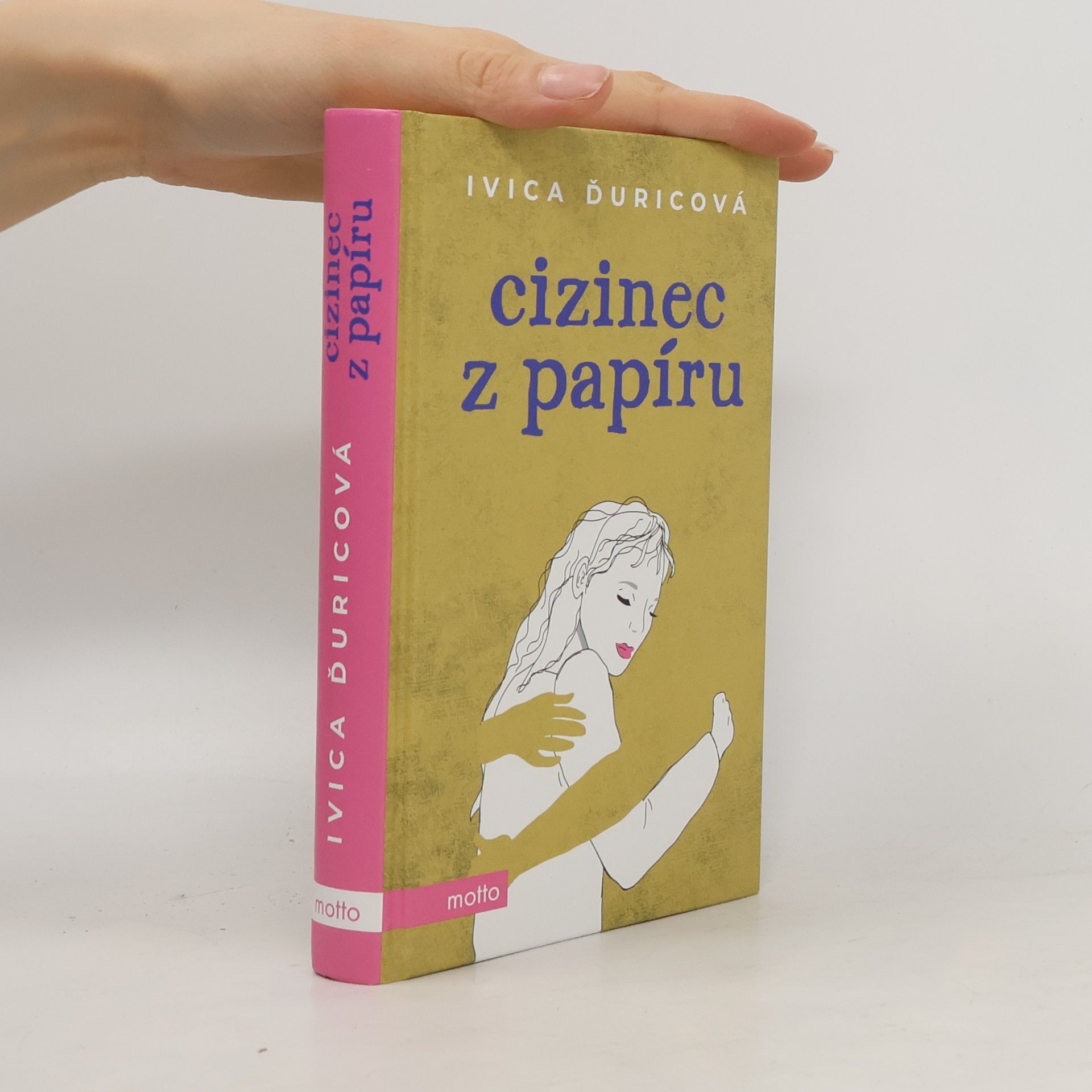 Ivica Ďuricová Cizinec z papíru