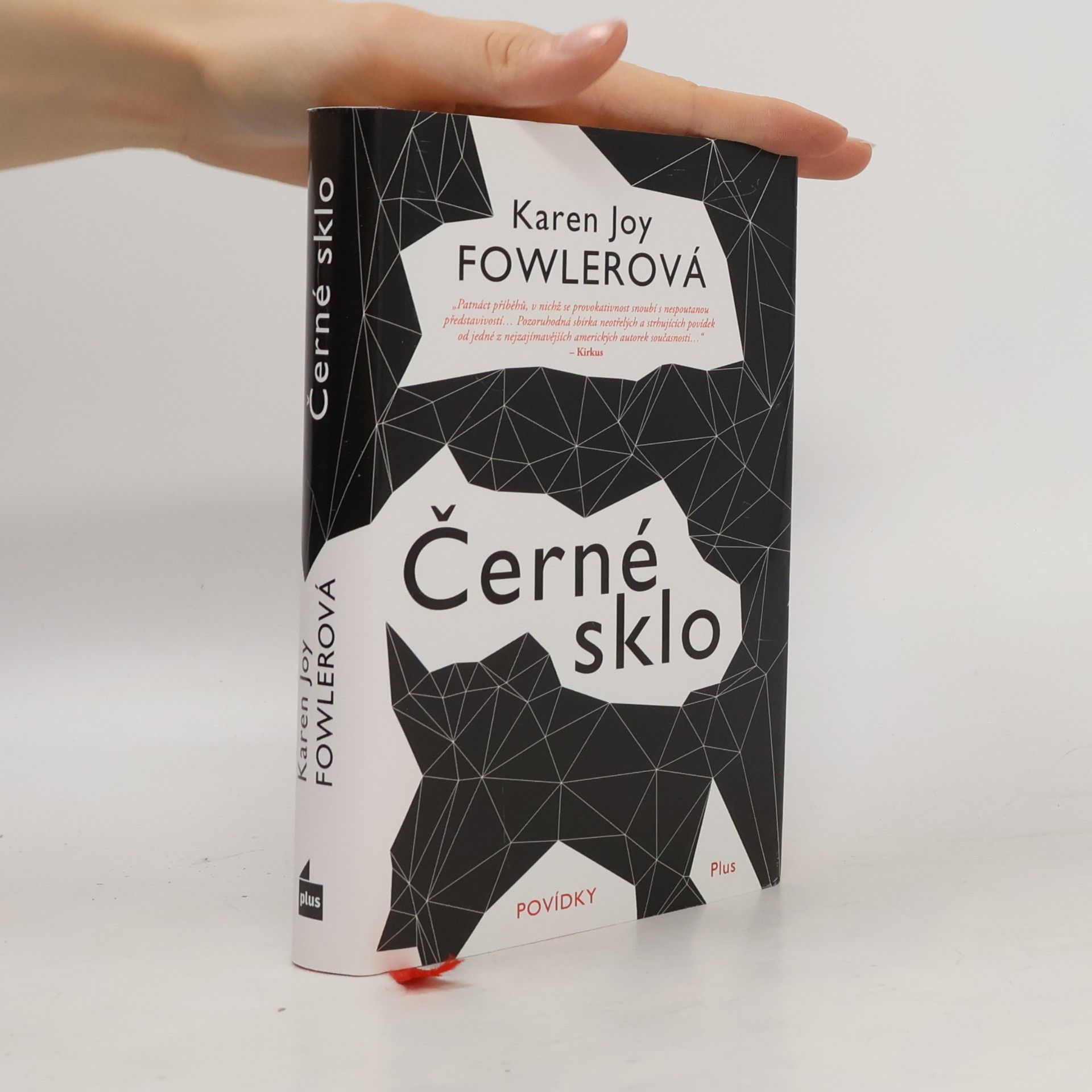 Karen Joy Fowler Černé sklo
