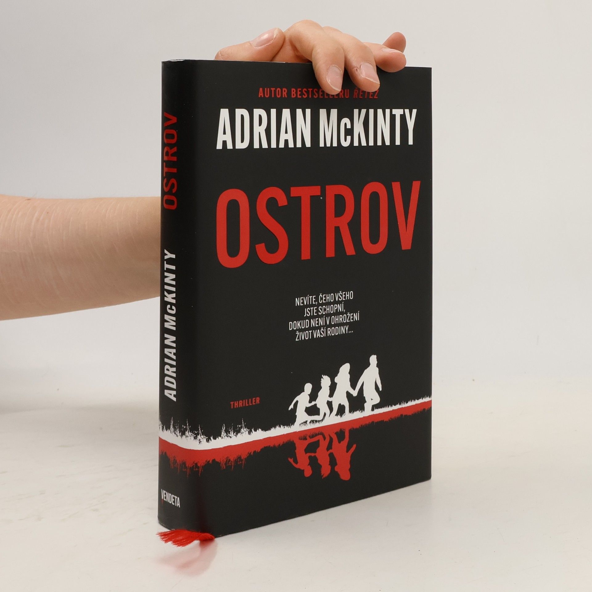 Adrian McKinty Ostrov