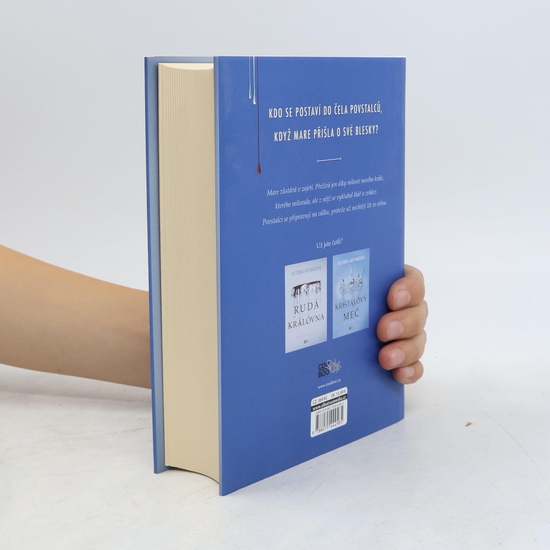 Victoria Aveyard Králova klec