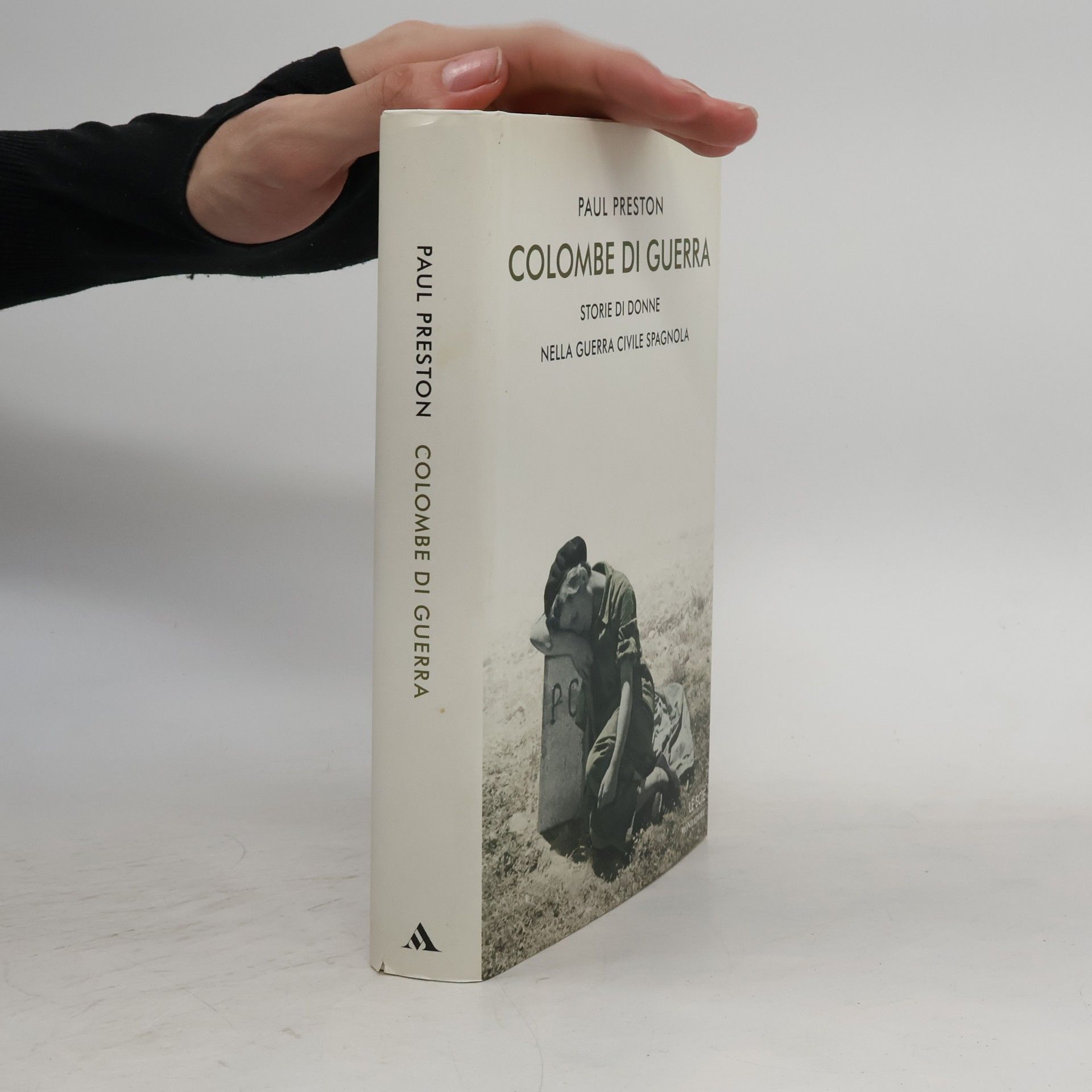 Le scie: Colombe di guerra