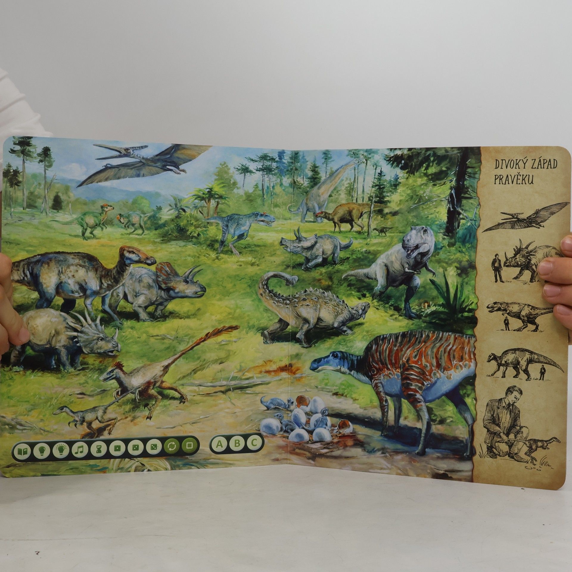 Jan Spěváček Dinosauři. Interaktivní mluvící kniha