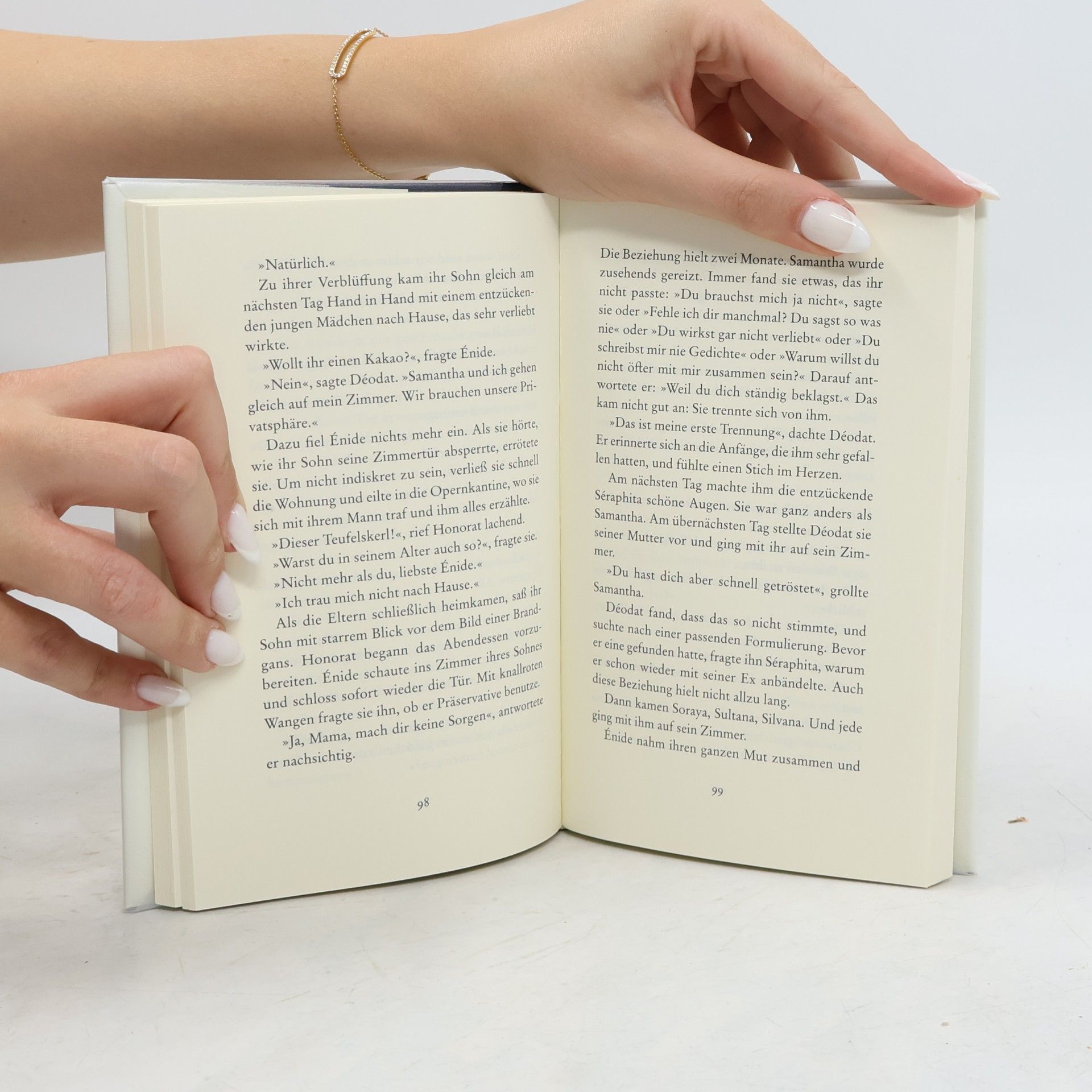 Amélie Nothomb Happy End