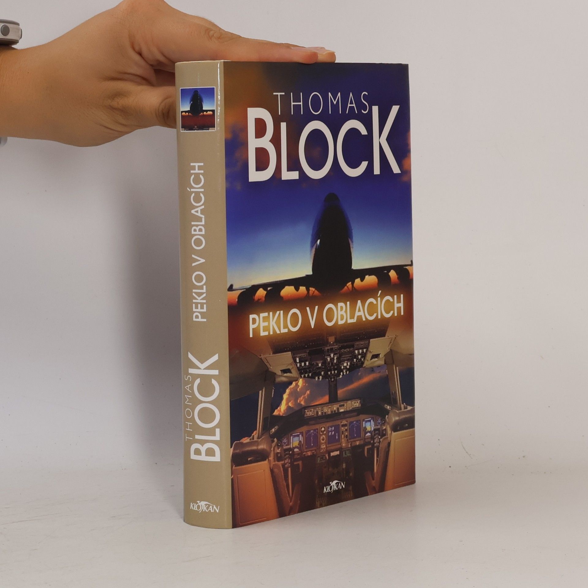 Thomas Block Peklo v oblacích