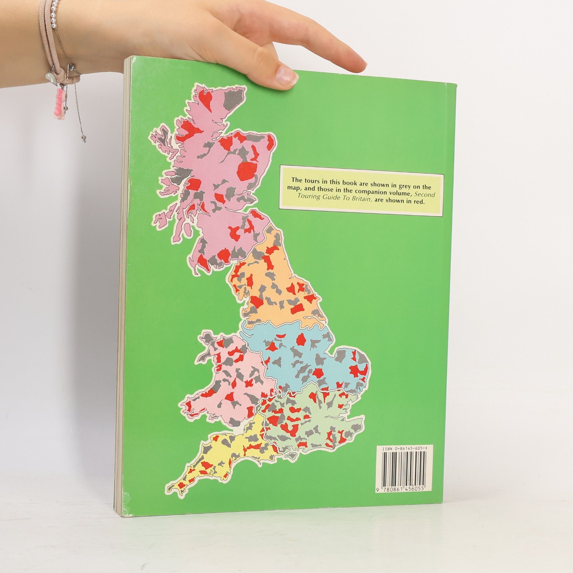 Automobile Association (Great Britain) Aa Touring Guide to Britain
