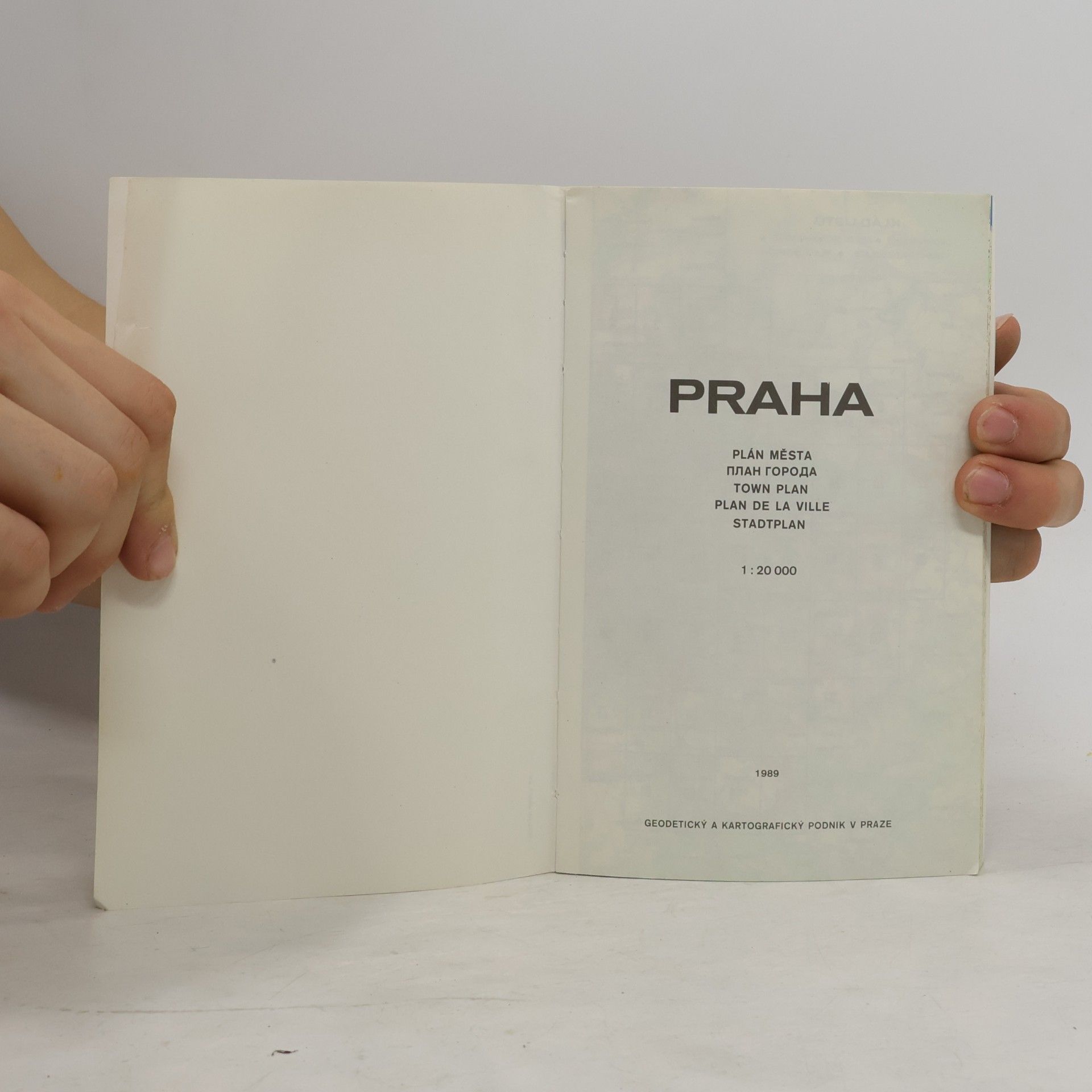 Autores varios Praha. Plán města. Plan goroda. Town Plan. Plan de la Ville. Stadtplan