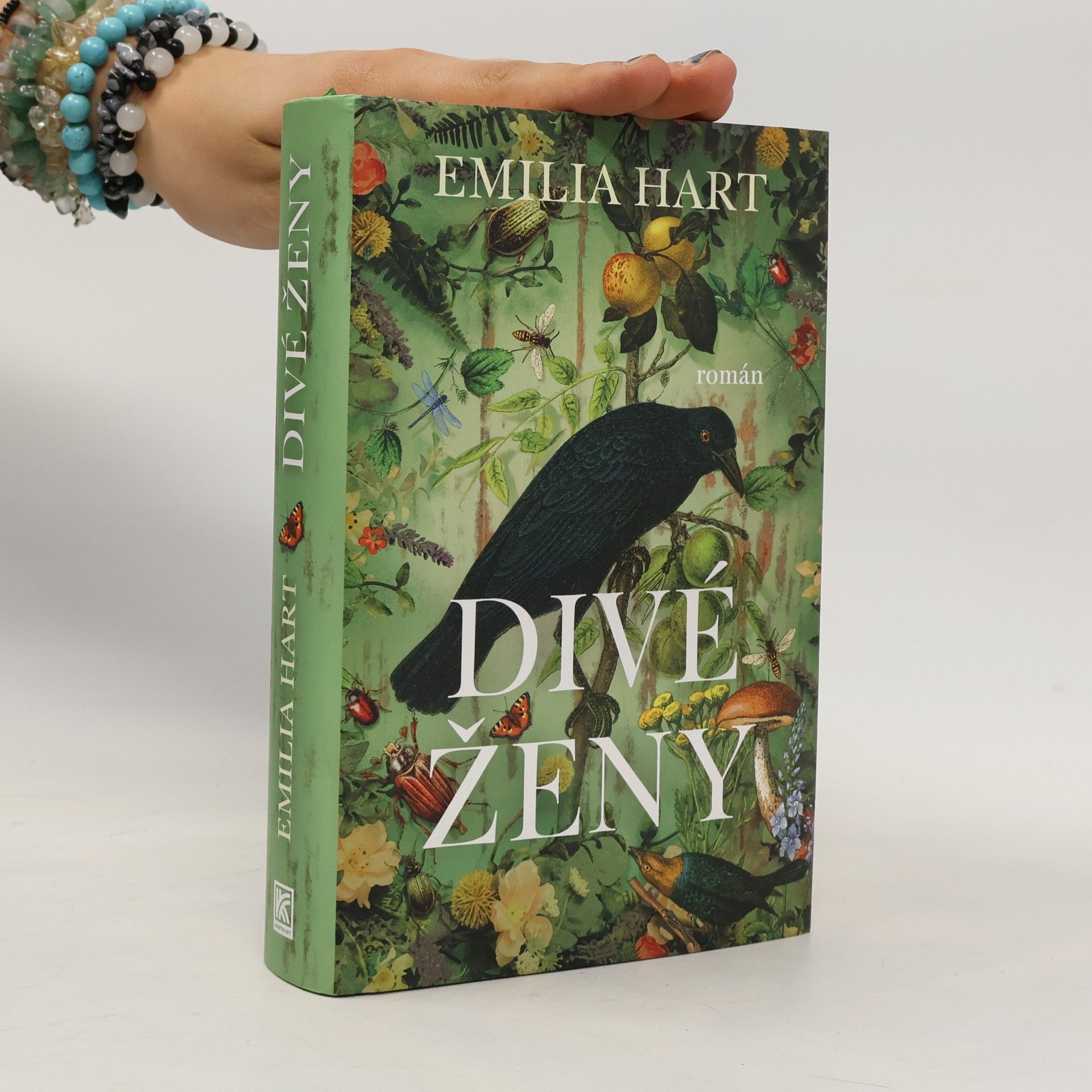Emilia Hart Divé ženy