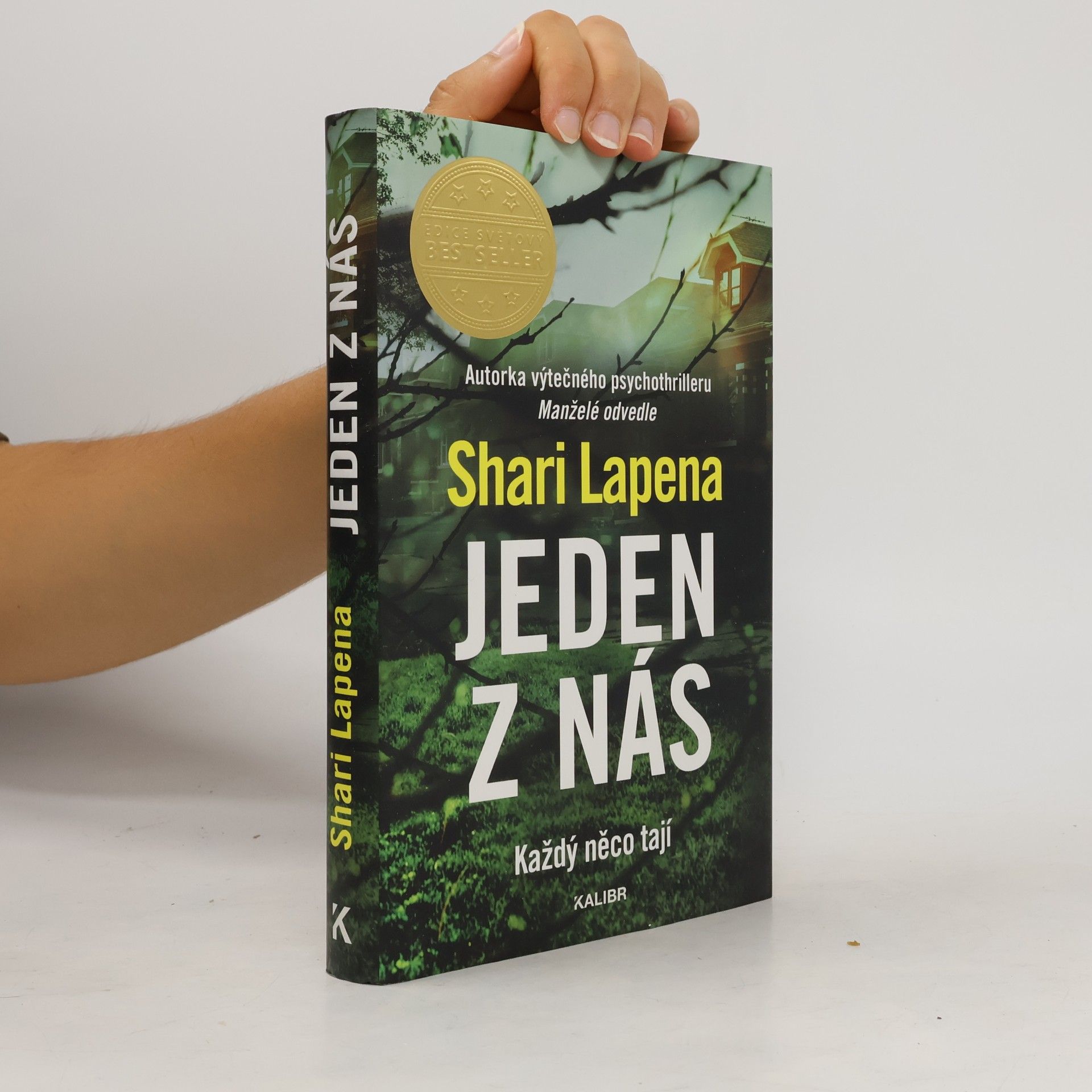 Shari Lapena Jeden z nás