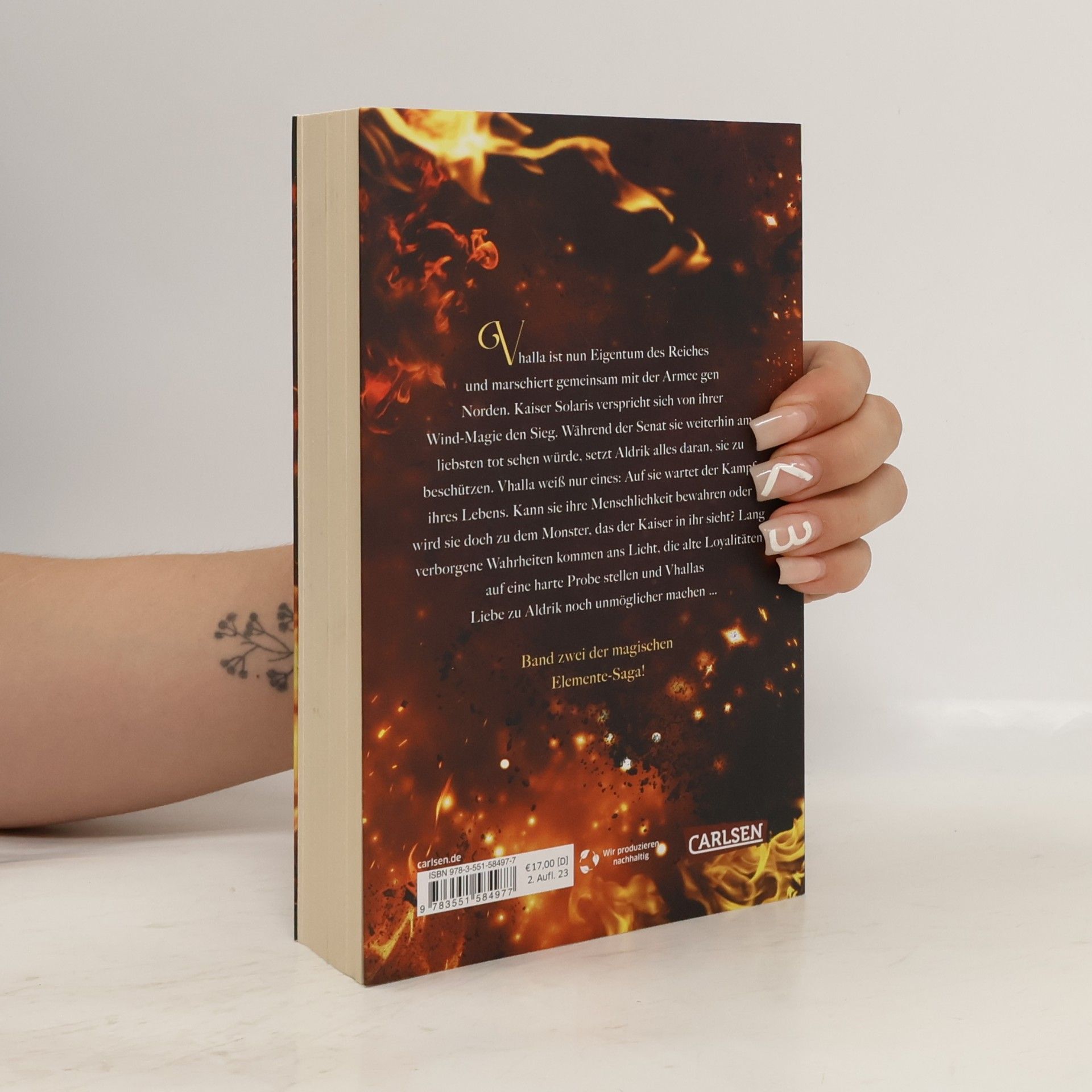 Elise Kova Fire fallen