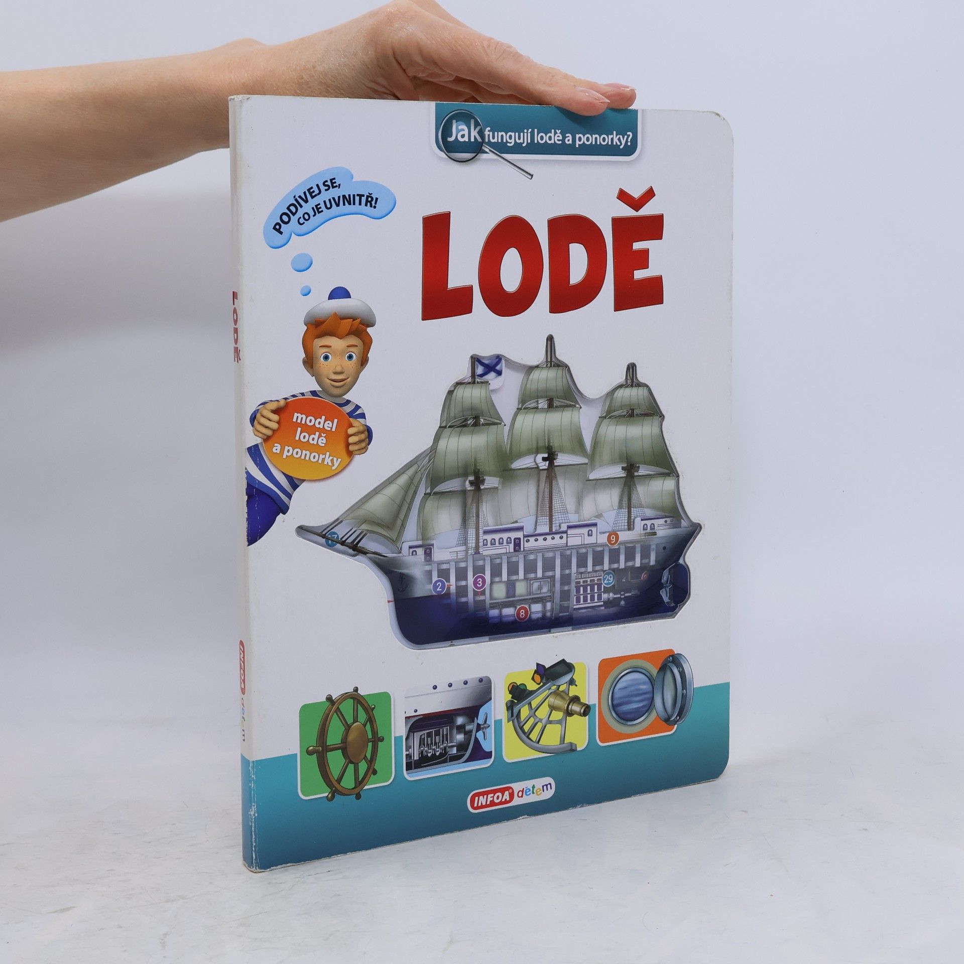 Marie Pihrtová Lodě : jak fungují lodě a ponorky? (interaktivní kniha)