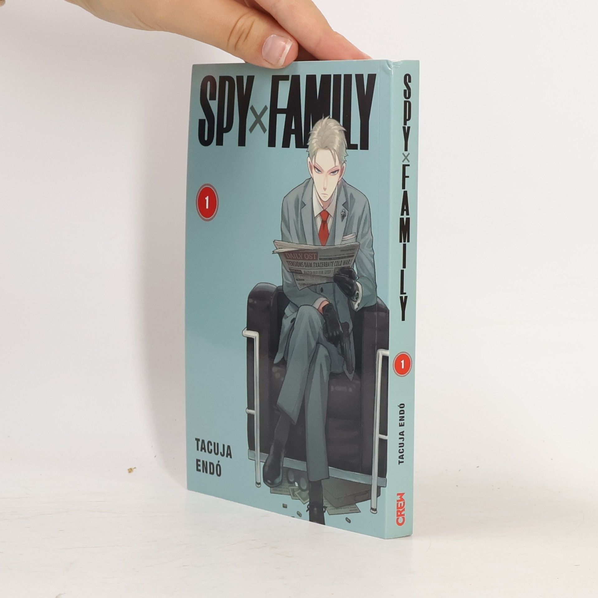 Tacuja Endó Spy x Family 1