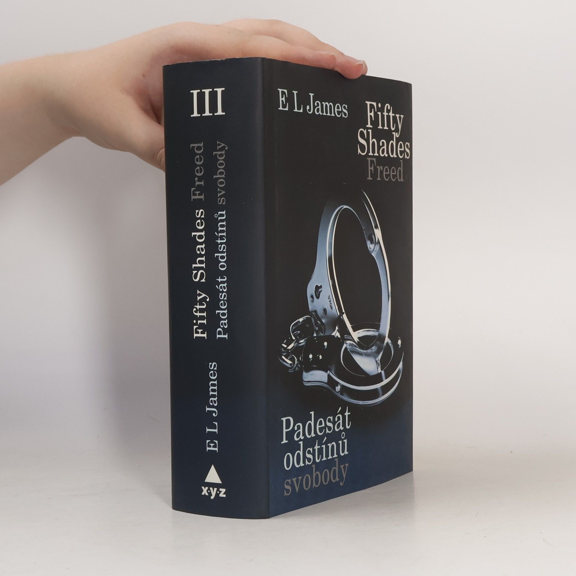E. L. James Padesát odstínů svobody