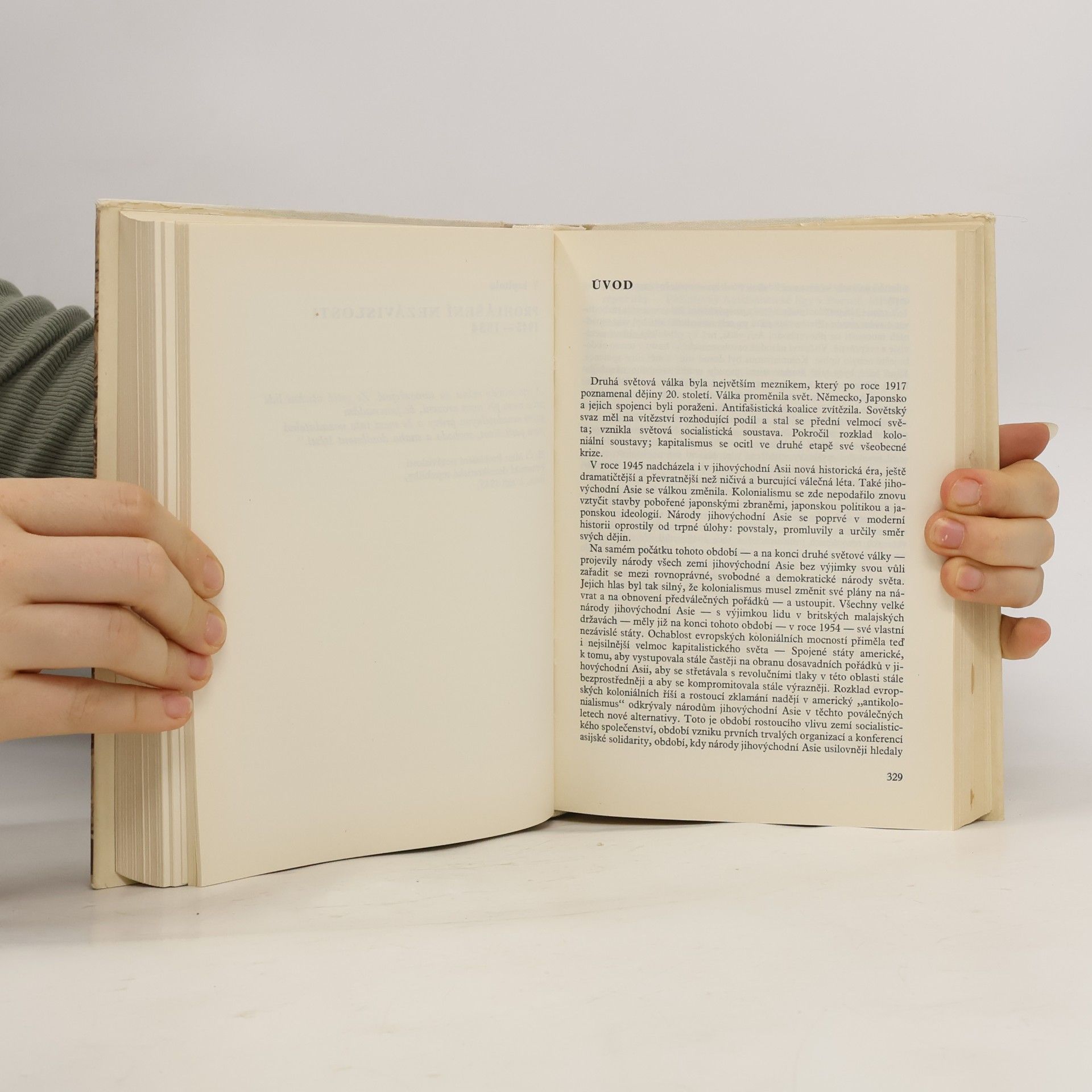 Rudolf Mrázek Jihovýchodní Asie ve světové politice : 1900-1975
