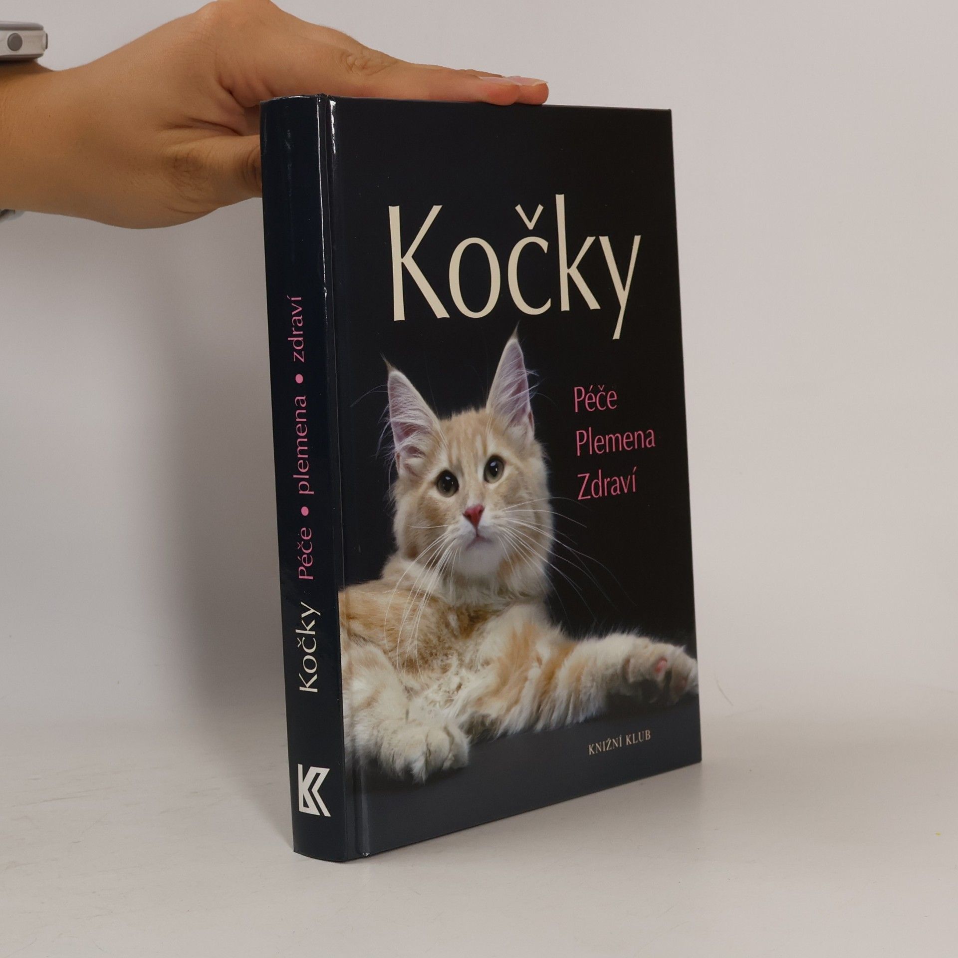 Antje Breuer Kočky. Péče, plemena, zdraví