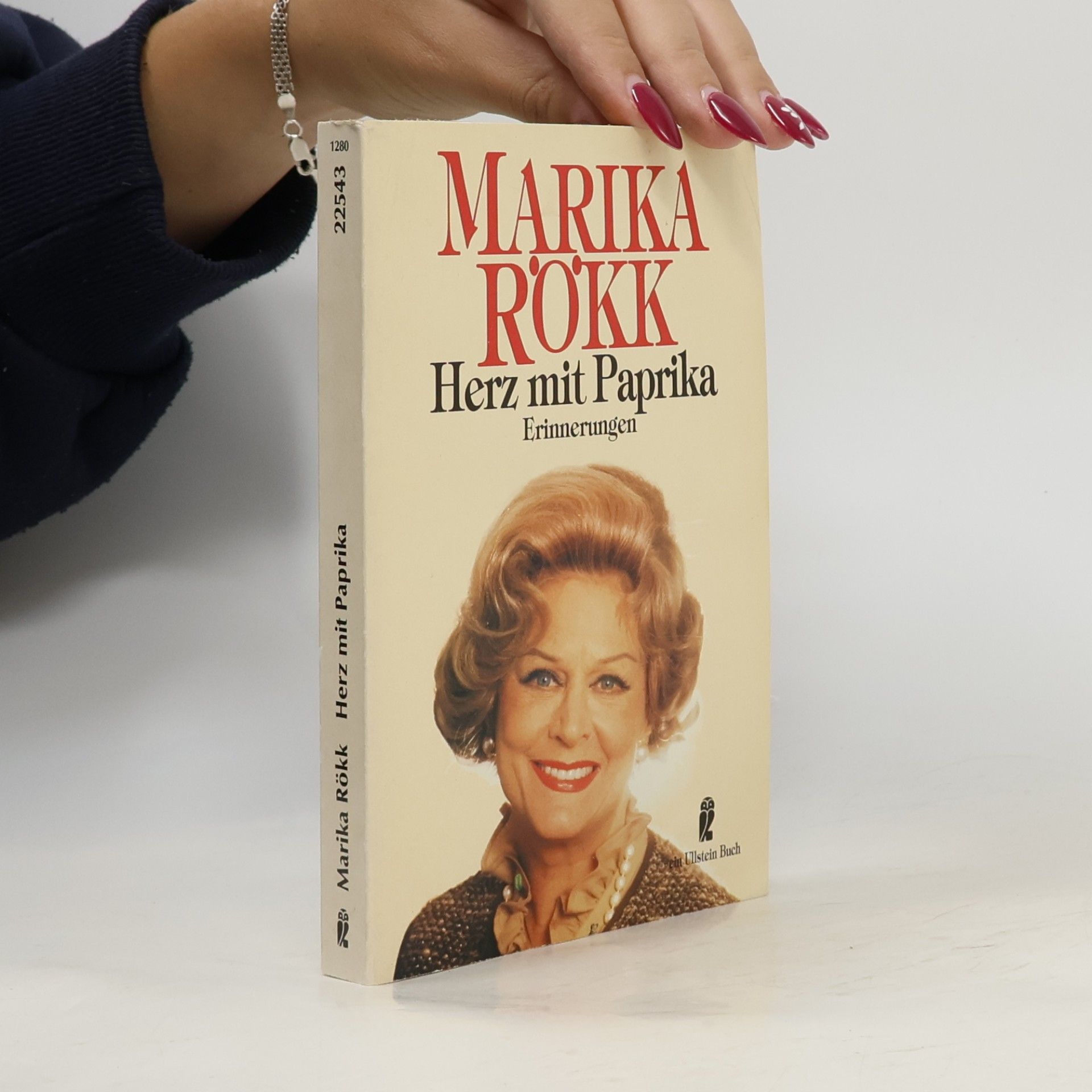 Marika Rökk Herz mit Paprika