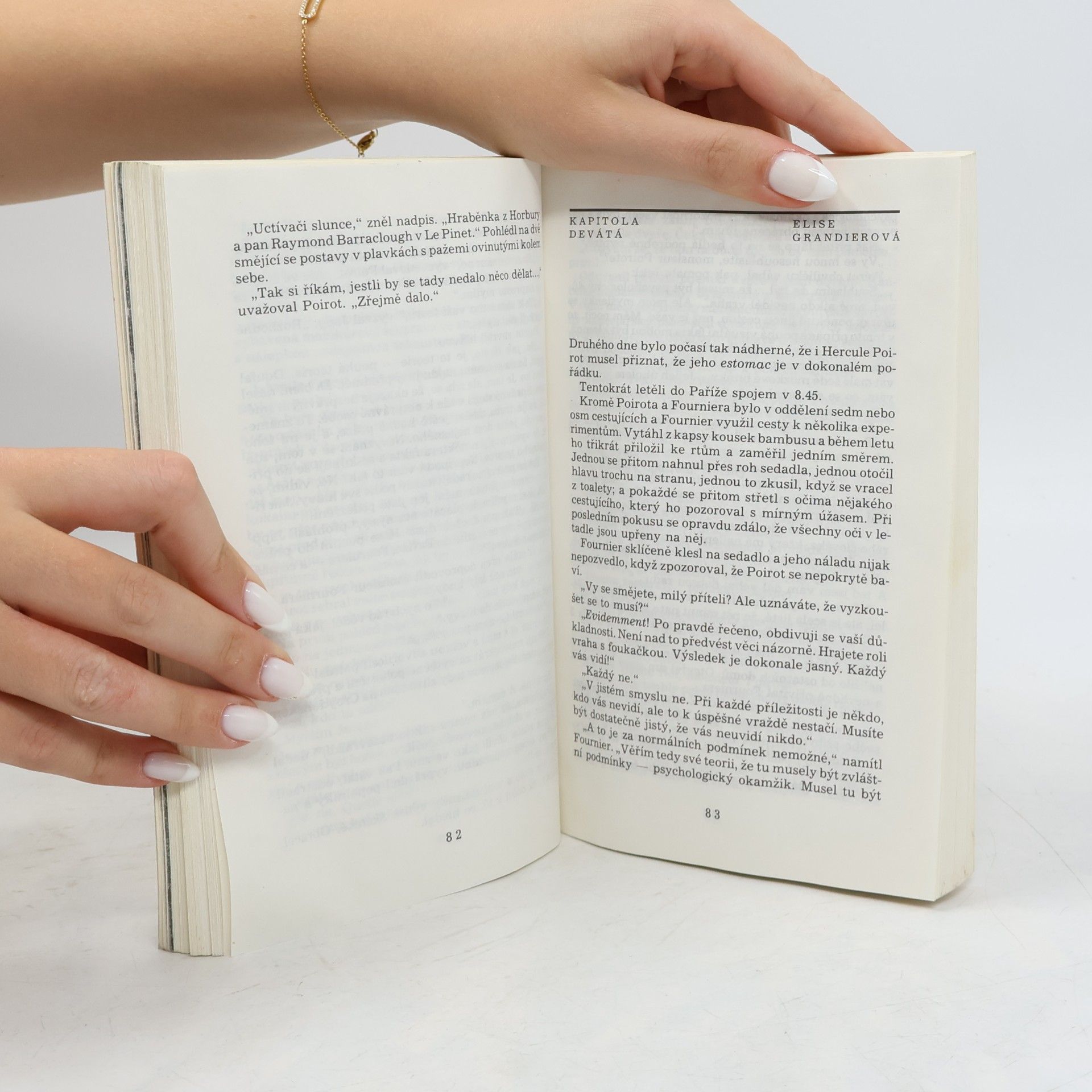Agatha Christie Smrt v oblacích