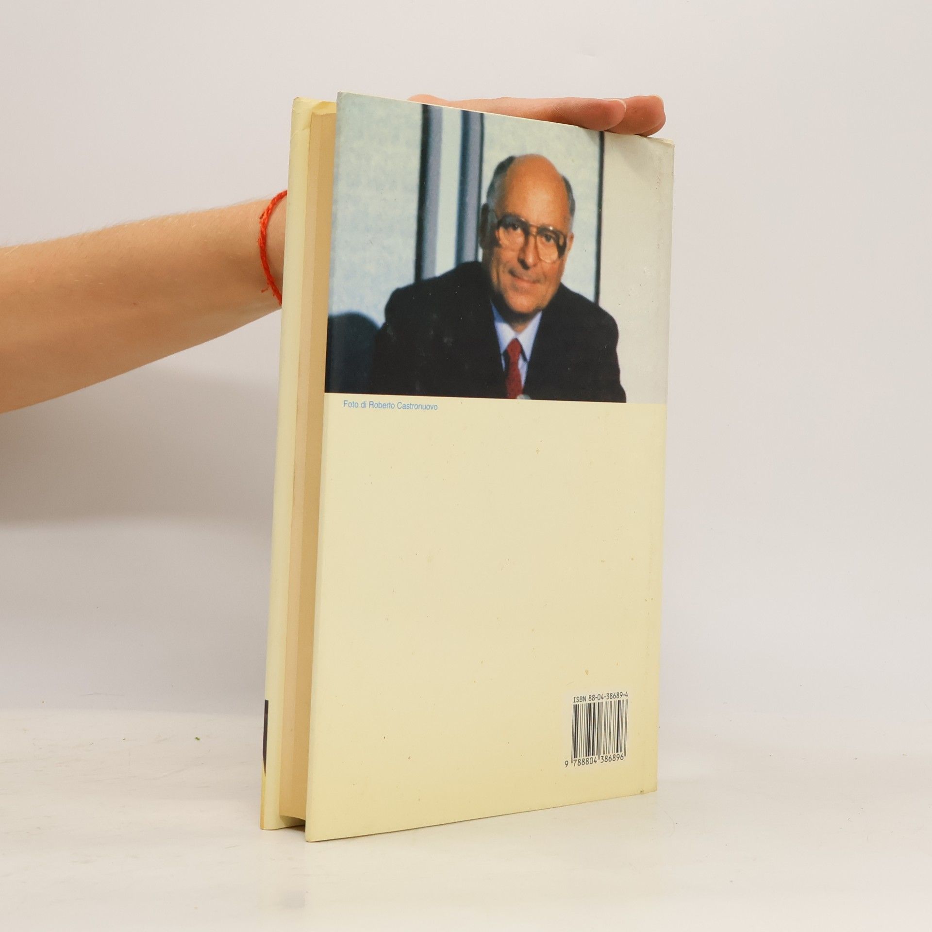 Riccardo Pazzaglia Ingrandimenti: Garibaldi ha dormito qui. Storia tragicomica dell'unità d'Italia