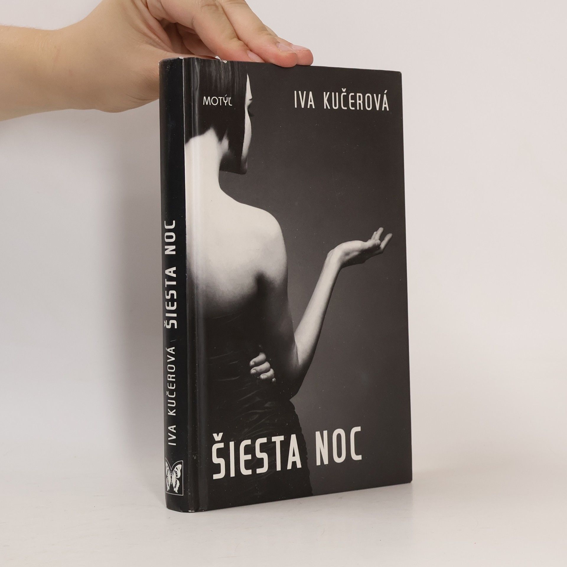 Iva Kučerová Šiesta noc