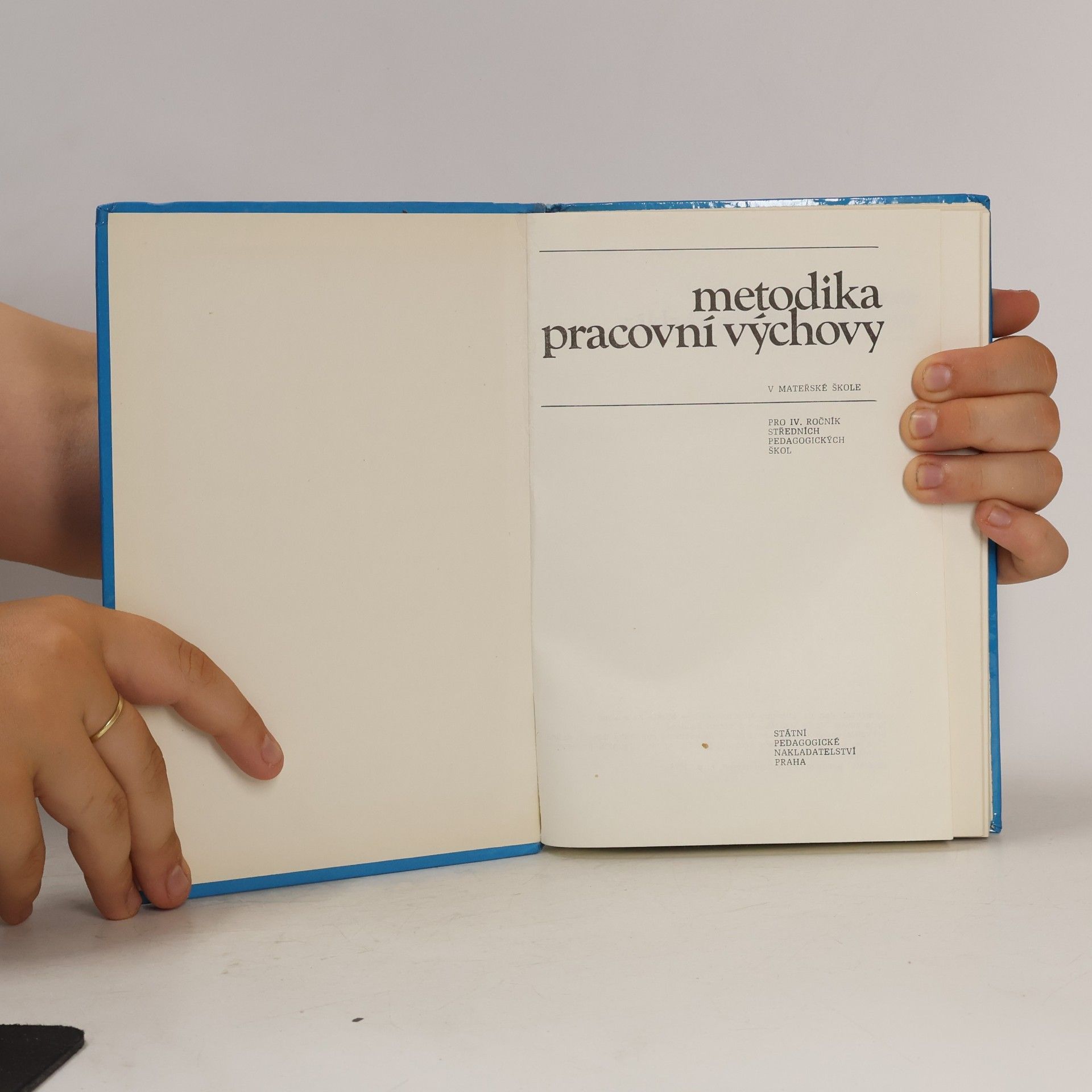 Lubomír Mojžíšek Metodika pracovní výchovy v mateřské škole pro 4. ročník středních pedagogických škol