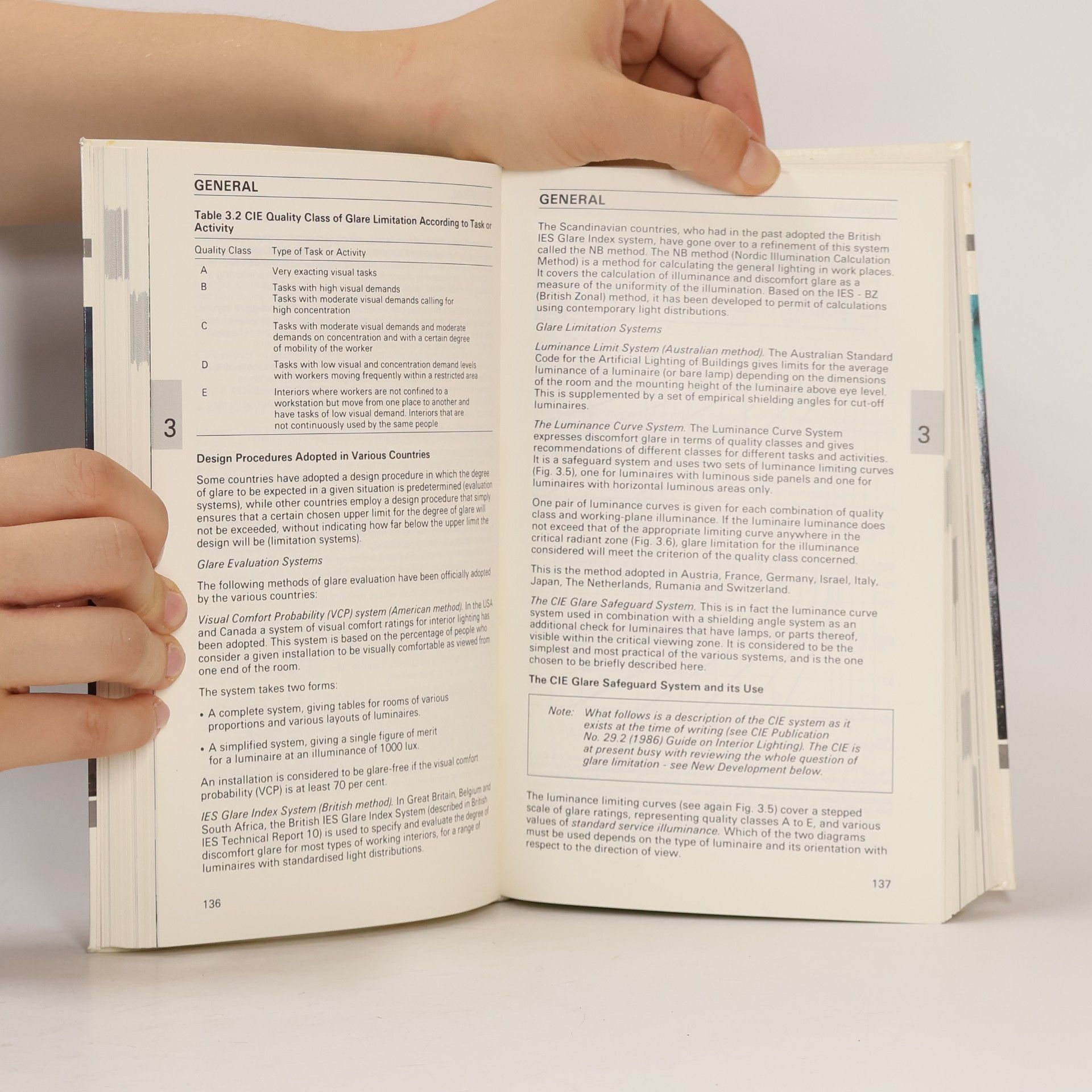 Various authors Philips Lighting Manual