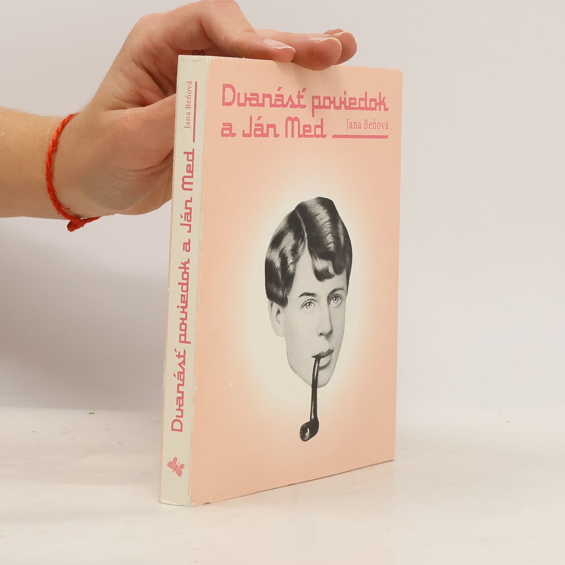 Jana Beňová Dvanásť poviedok a Ján Med