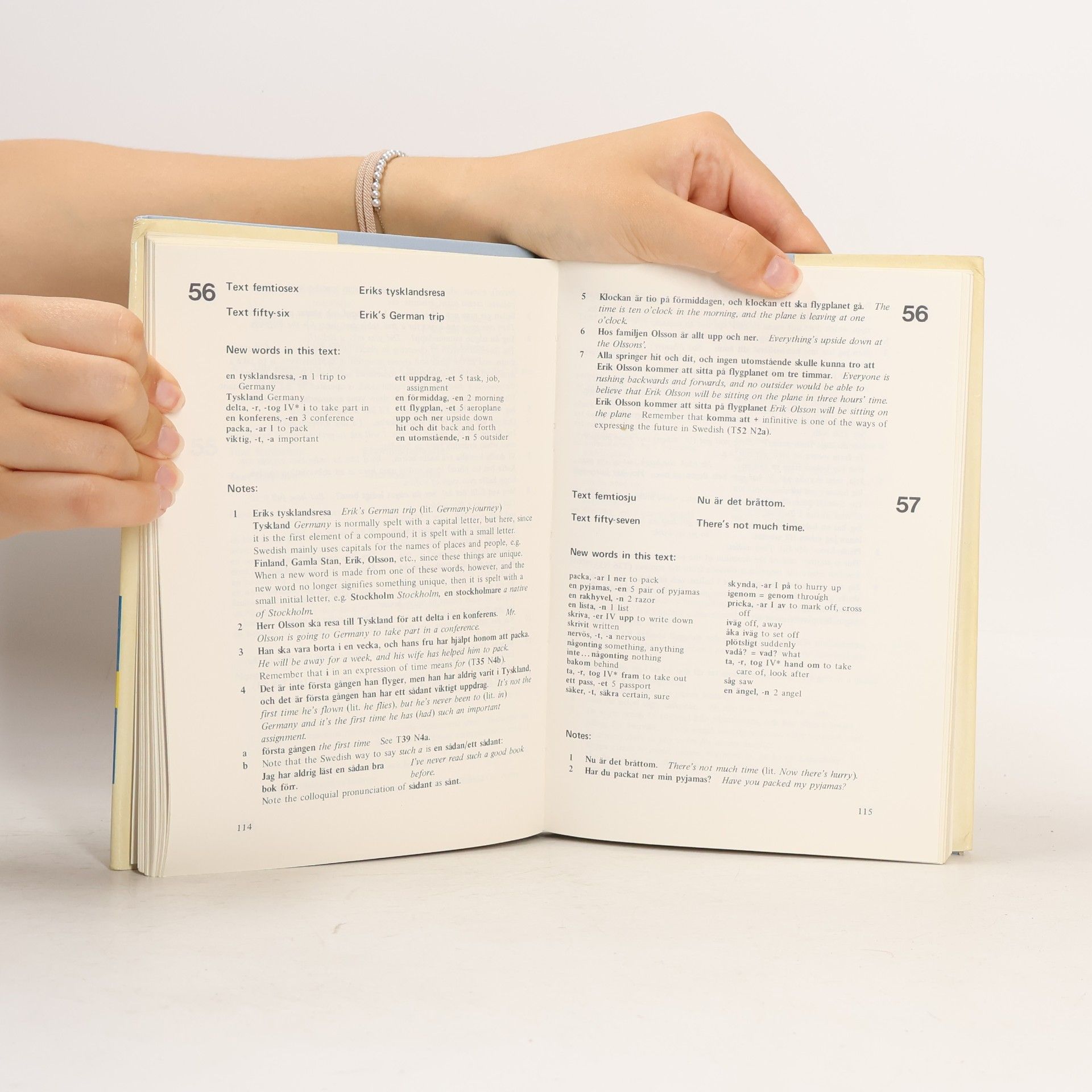 Autores varios Swedish Course Handbook