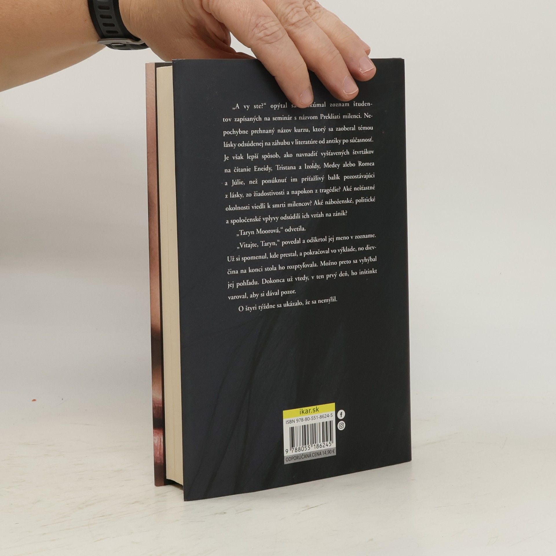 Tess Gerritsen Študentka