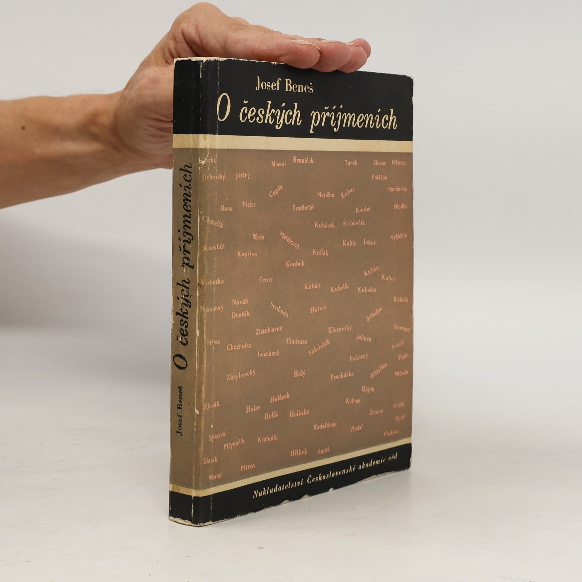 Josef Beneš O českých příjmeních